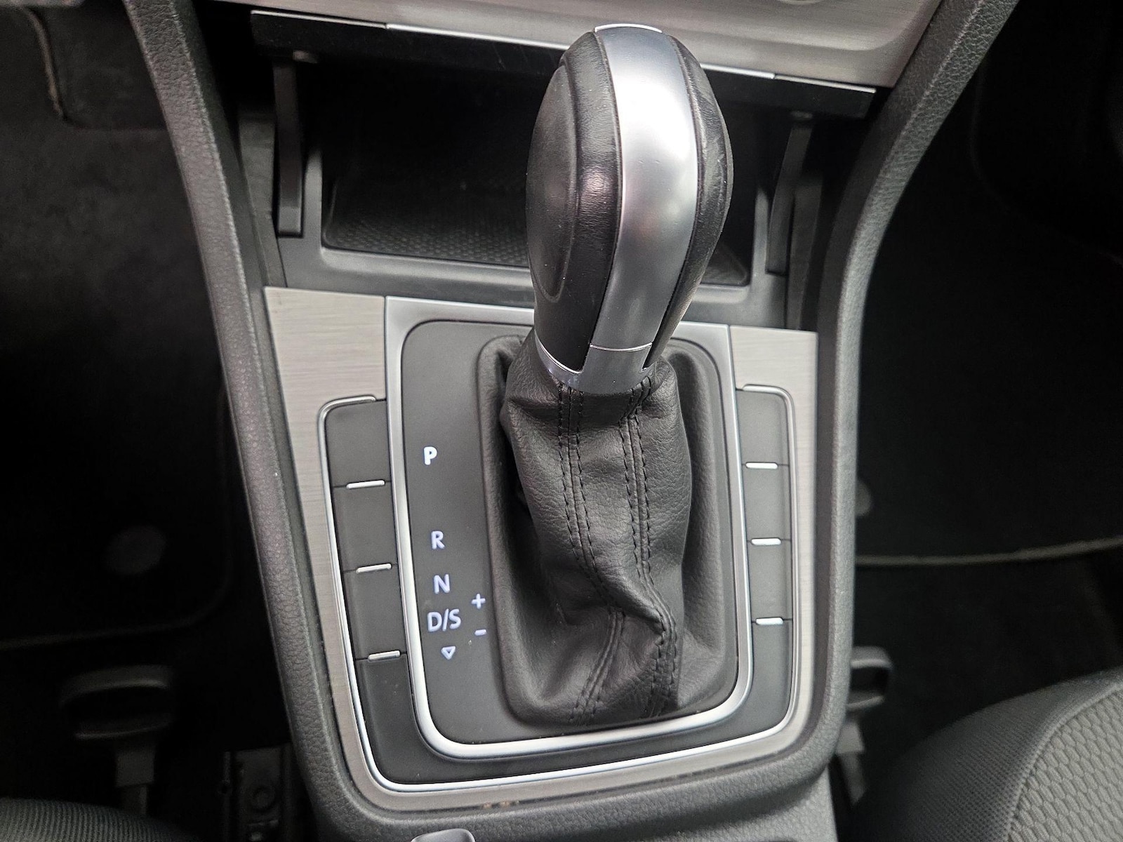 2017 Volkswagen Golf S - Photo 18