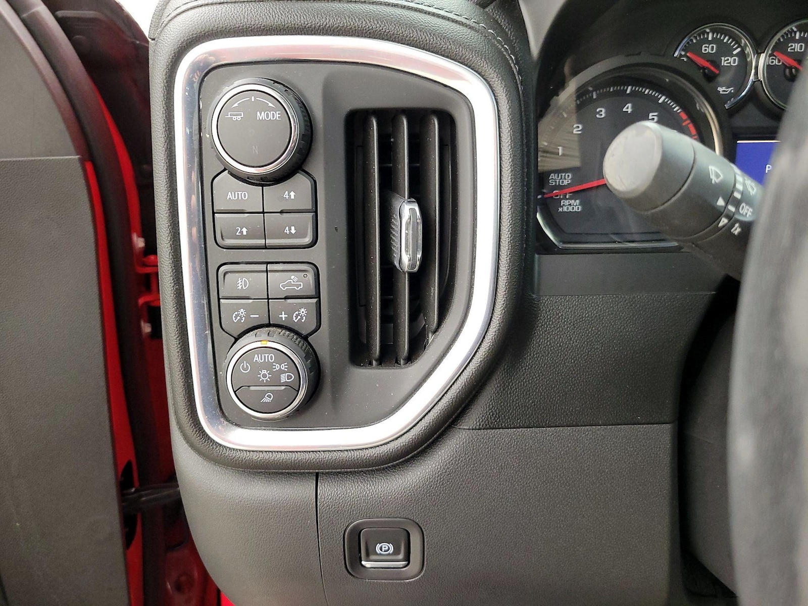 2020 Chevrolet Silverado 1500 LT Trail Boss - Photo 14