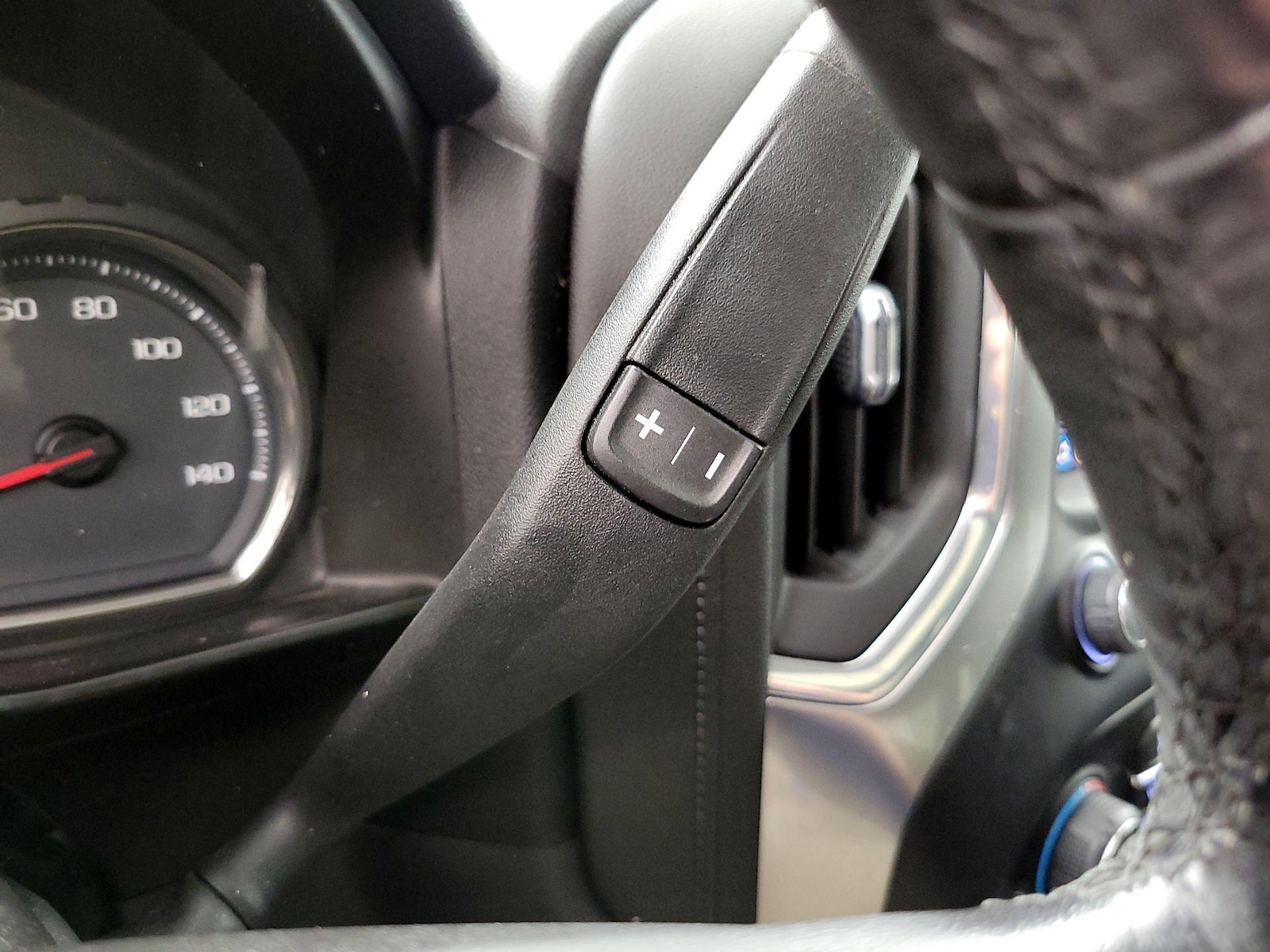 2020 Chevrolet Silverado 1500 LT Trail Boss - Photo 18