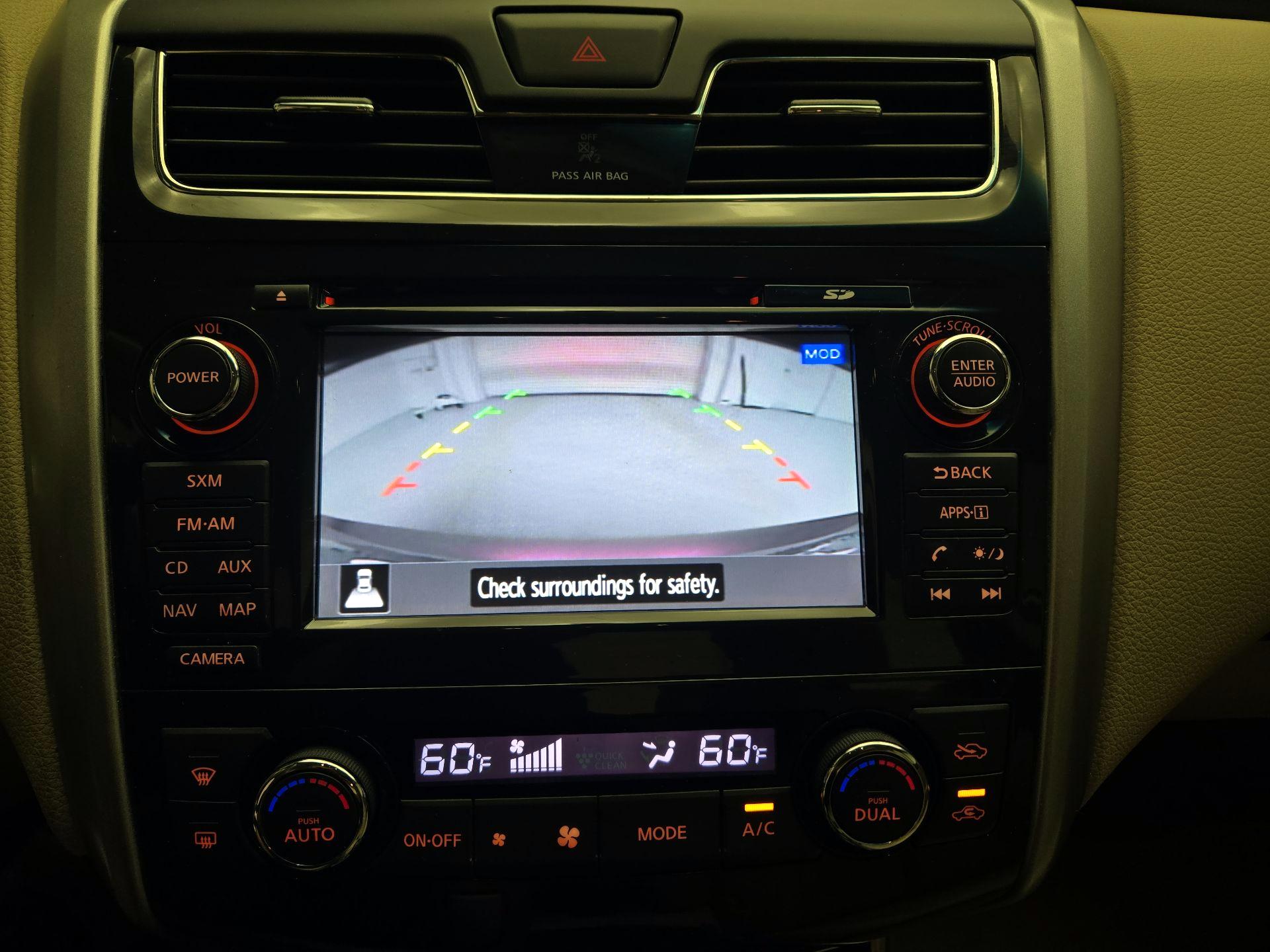 Thumbnail: 2014 Nissan Altima - 13