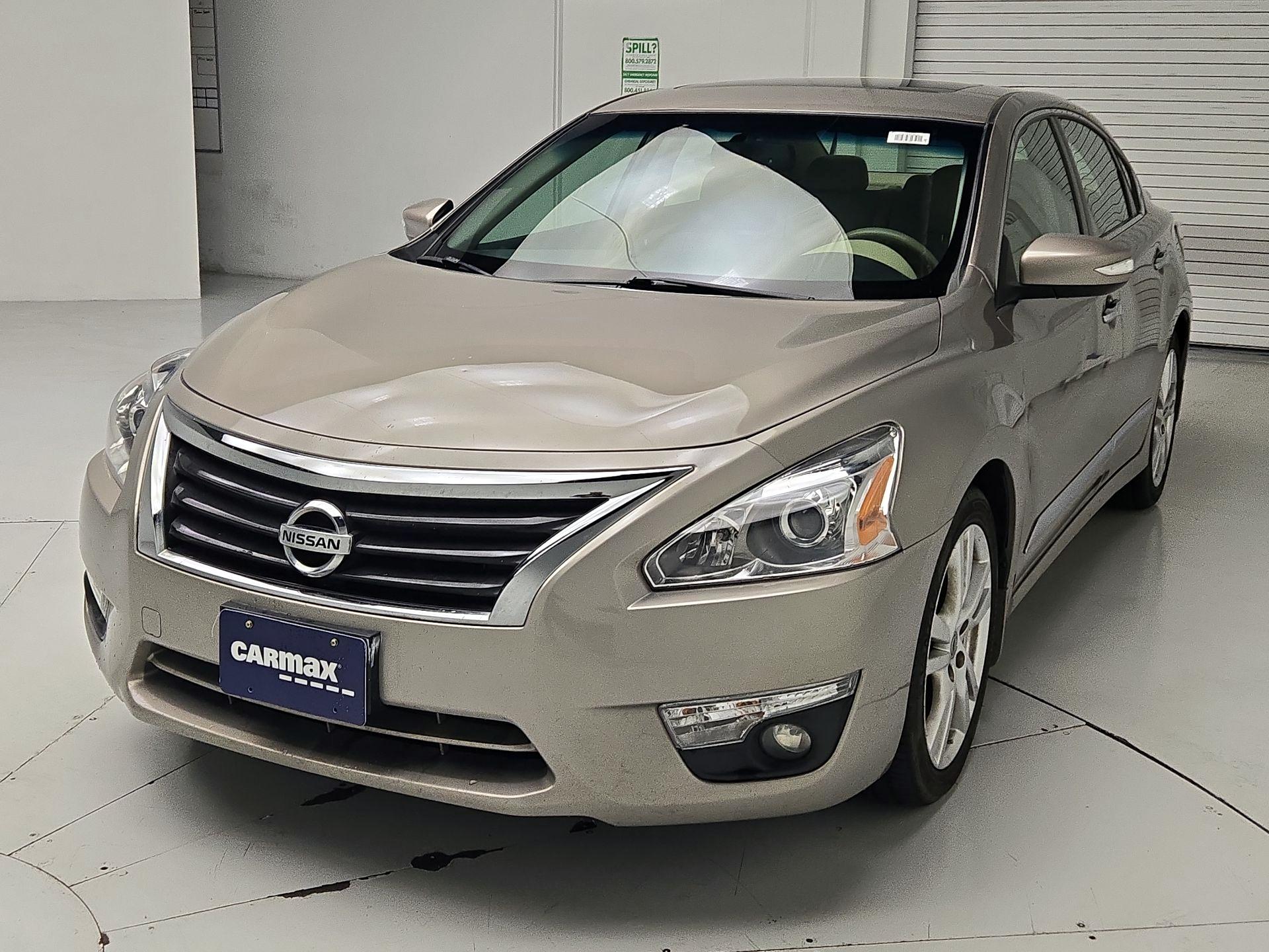 Thumbnail: 2014 Nissan Altima - 3