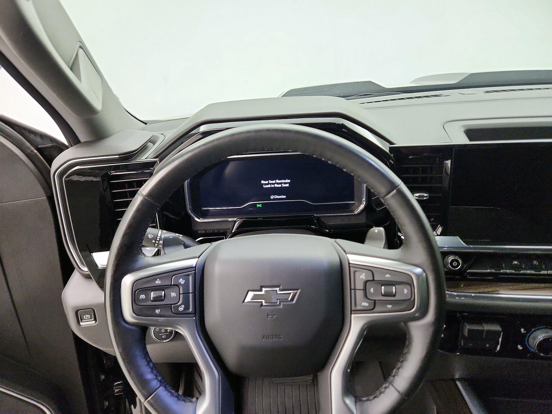 Thumbnail: 2024 Chevrolet Silverado 1500 - 10