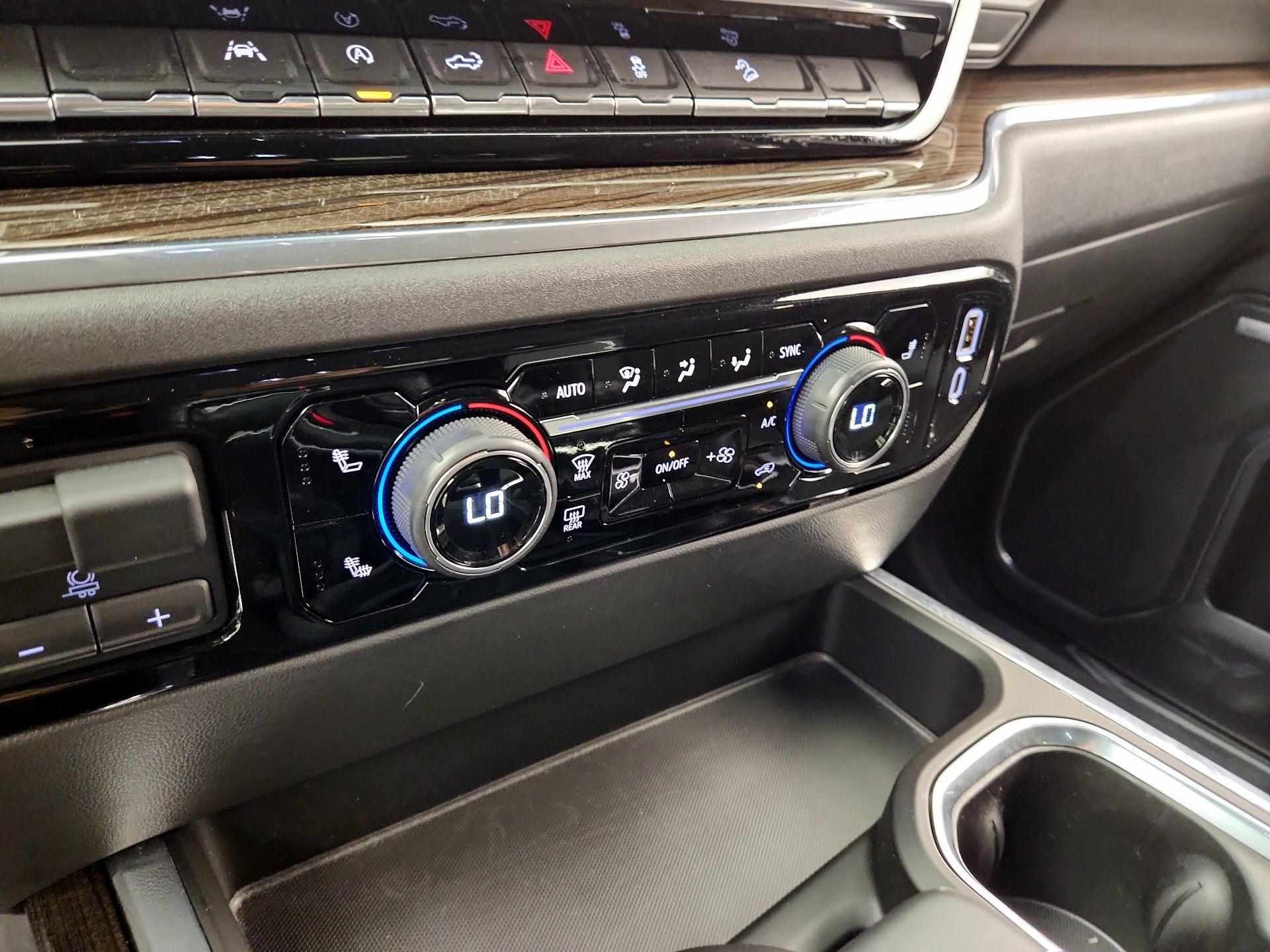 Thumbnail: 2024 Chevrolet Silverado 1500 - 17