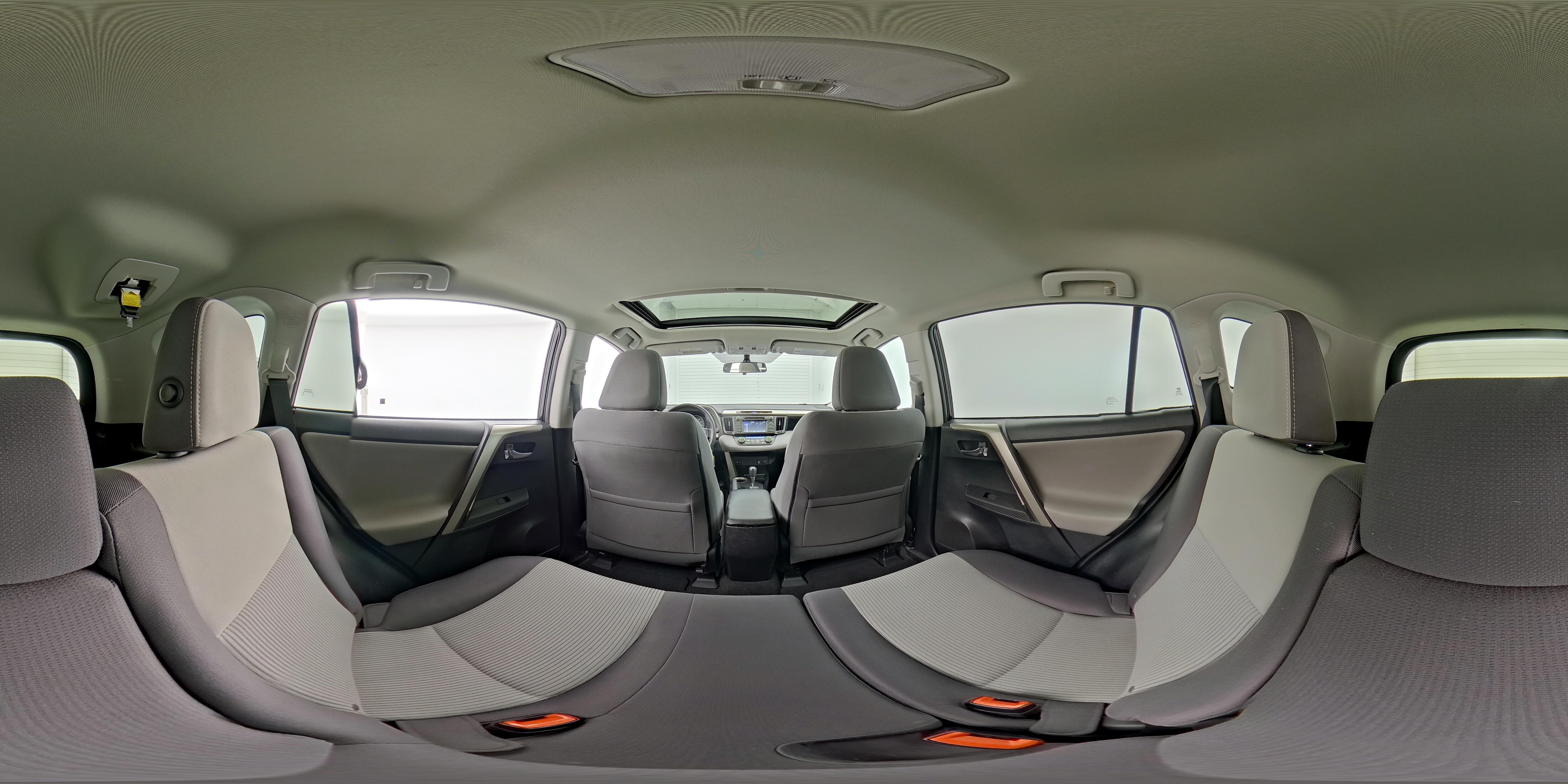 2015 Toyota RAV4 XLE - Photo 27