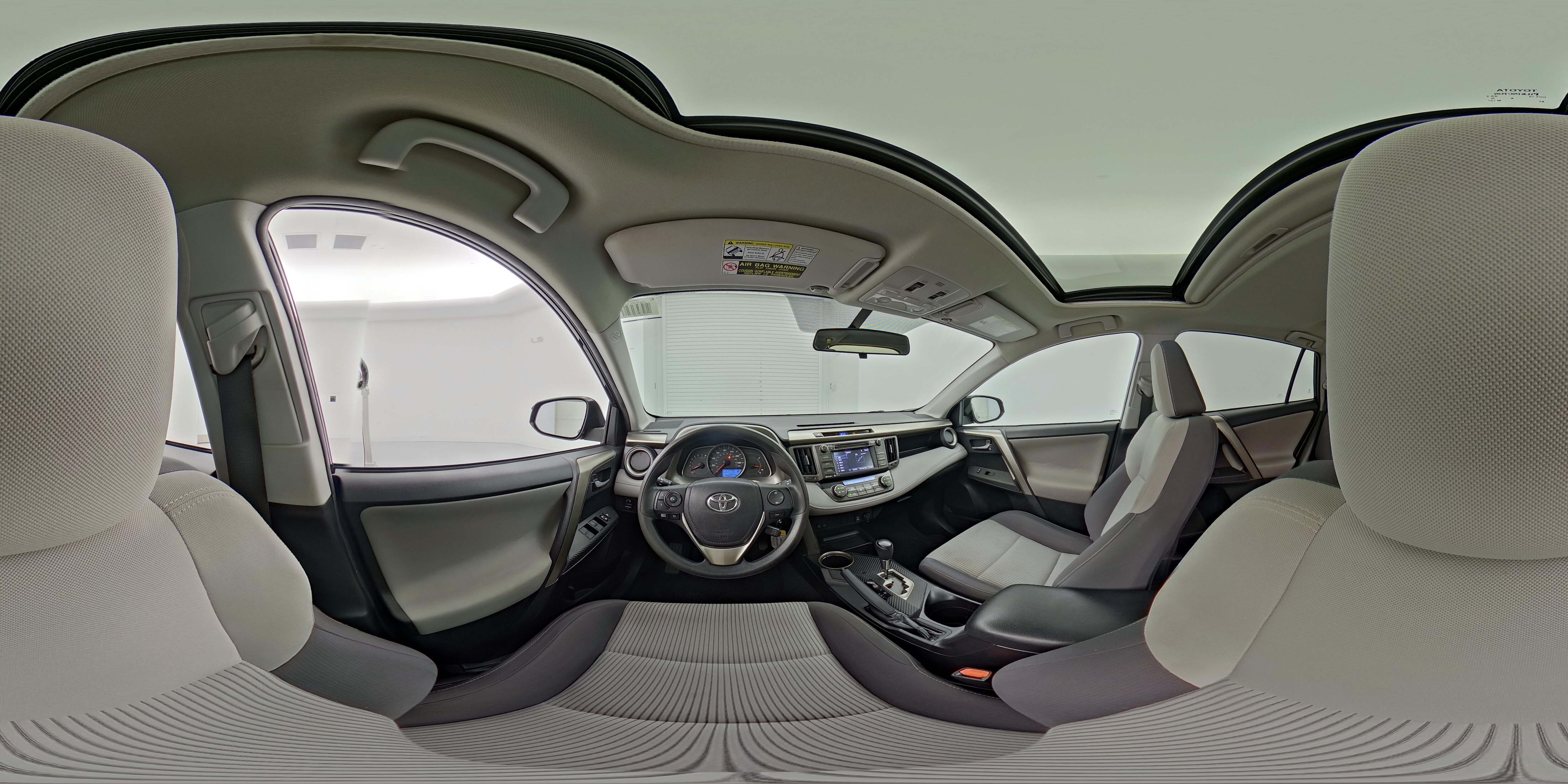 2015 Toyota RAV4 XLE - Photo 28