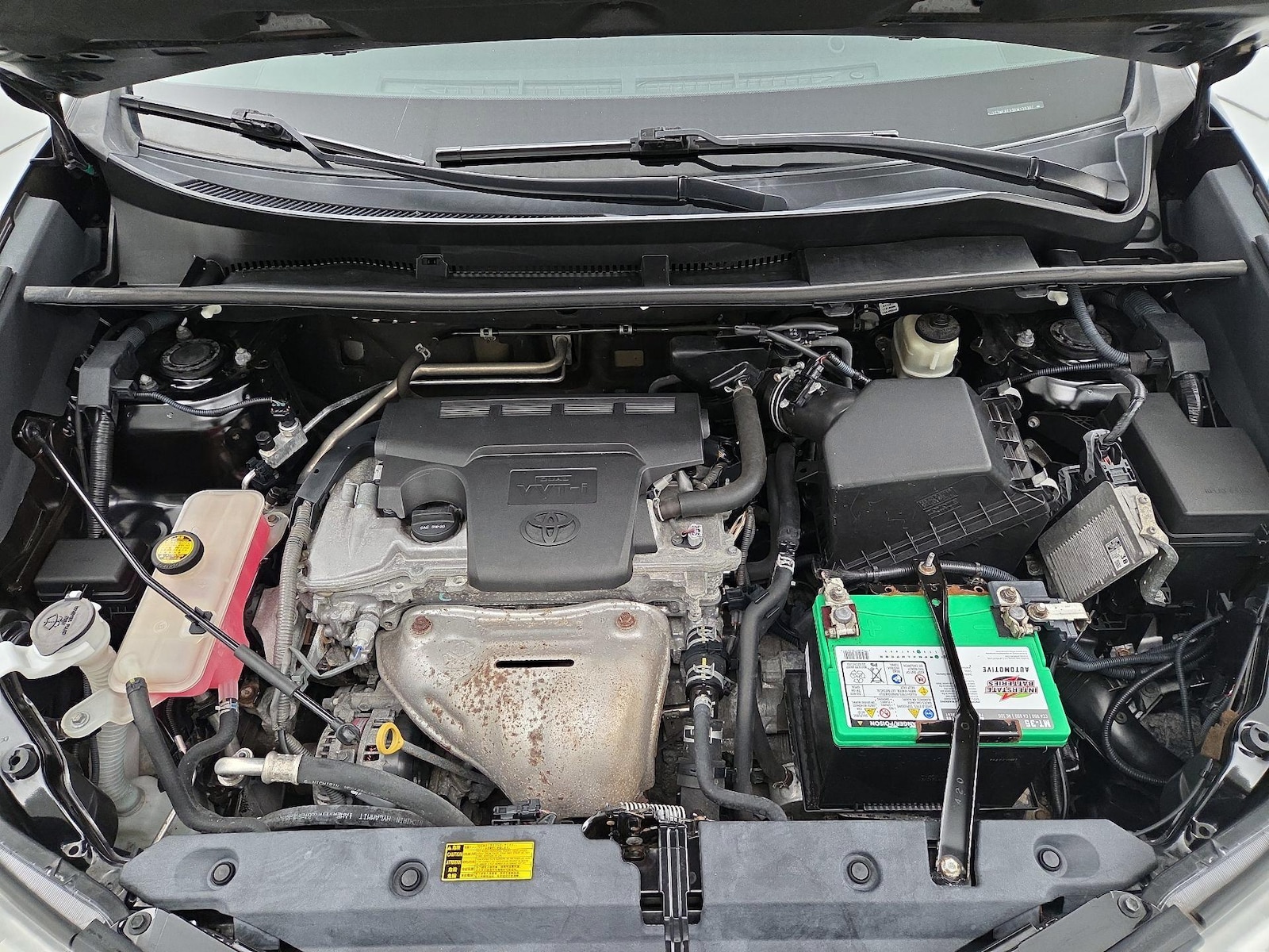 2015 Toyota RAV4 XLE - Photo 24