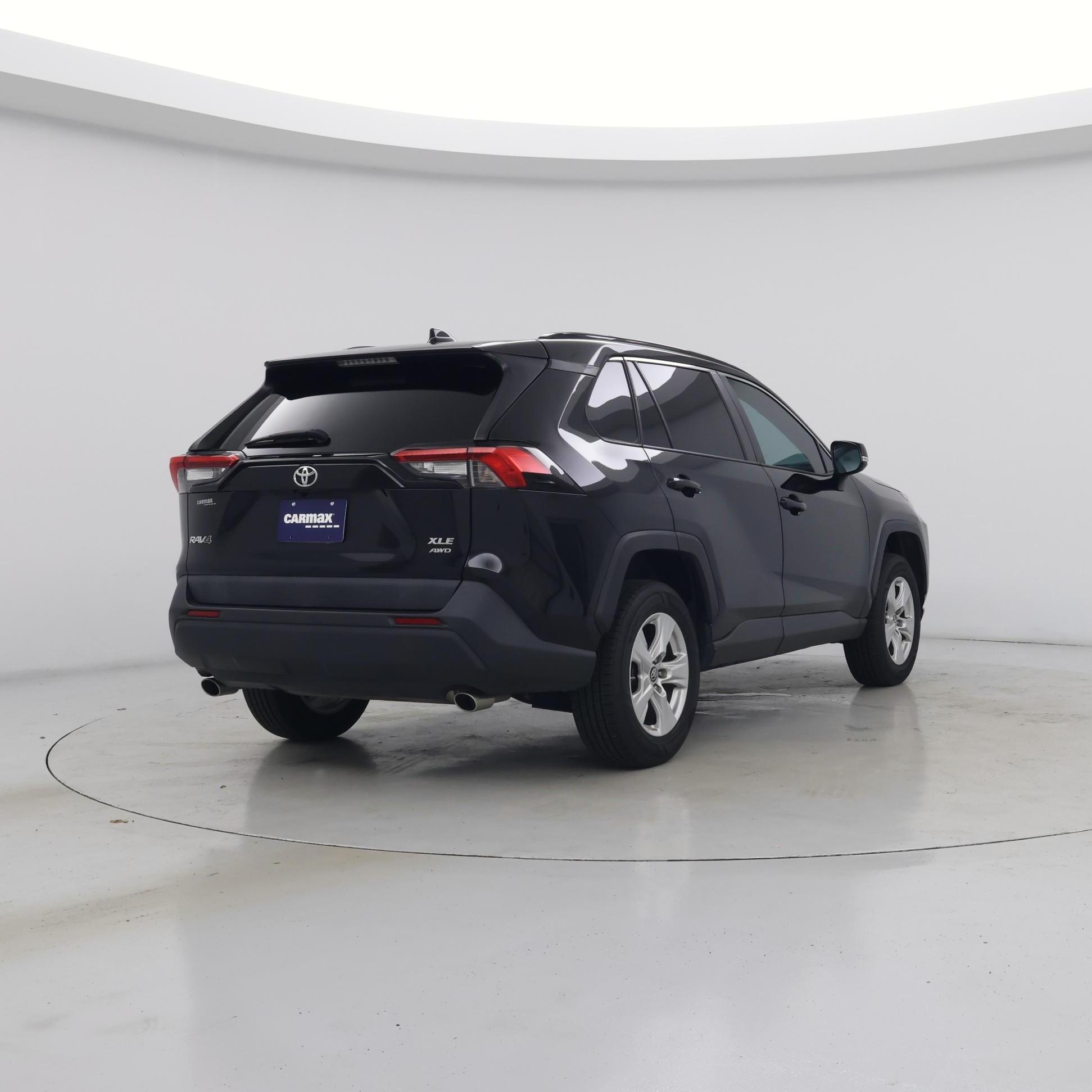 Thumbnail: 2019 Toyota RAV4 - 8
