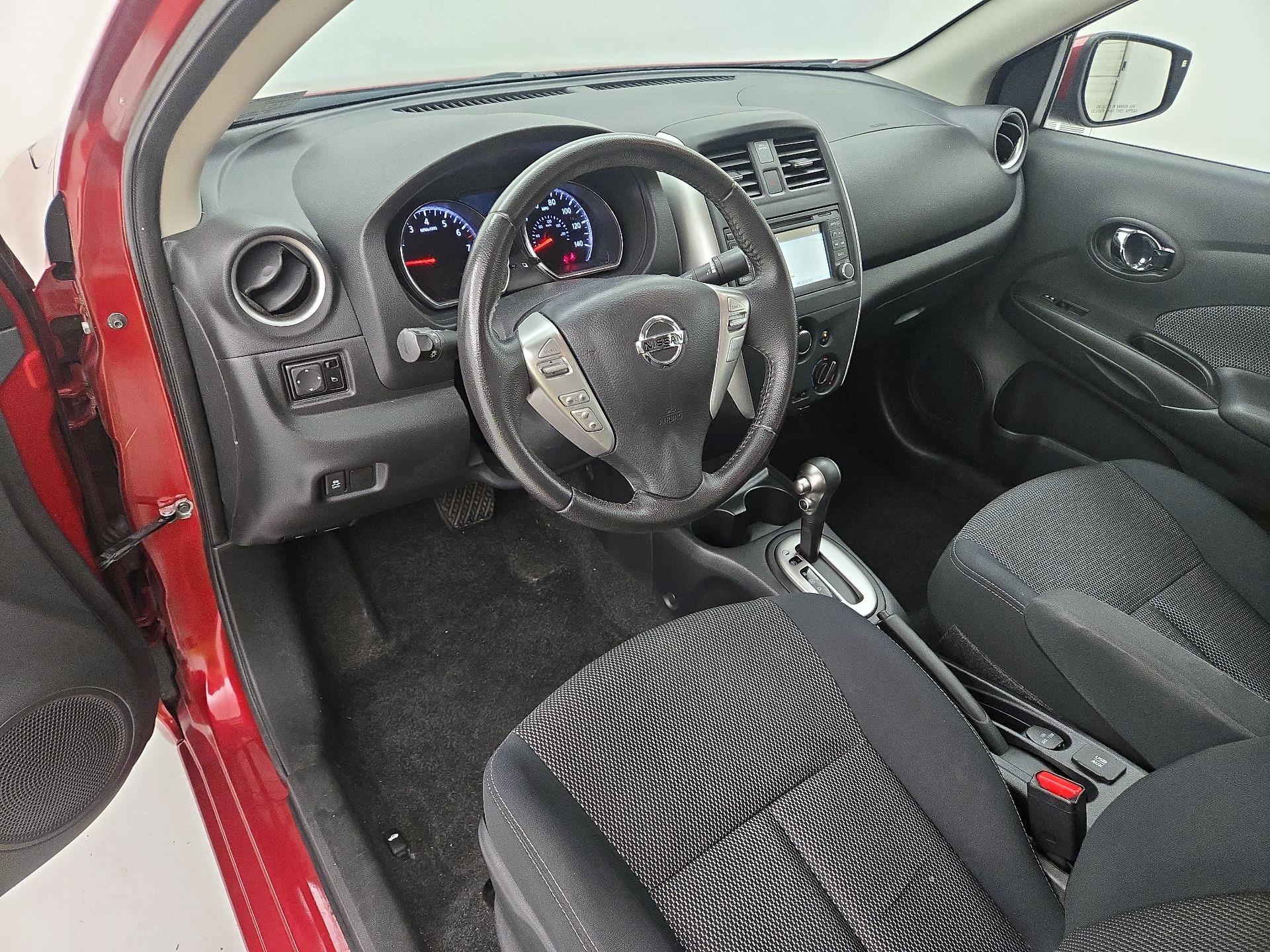 Thumbnail: 2016 Nissan Versa - 11