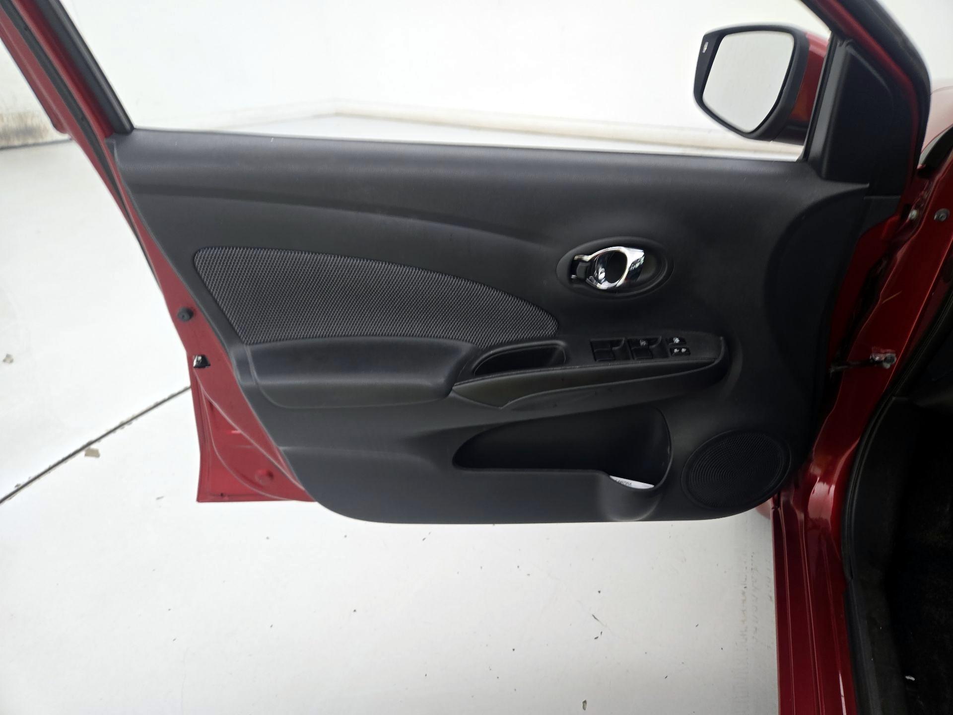 Thumbnail: 2016 Nissan Versa - 12