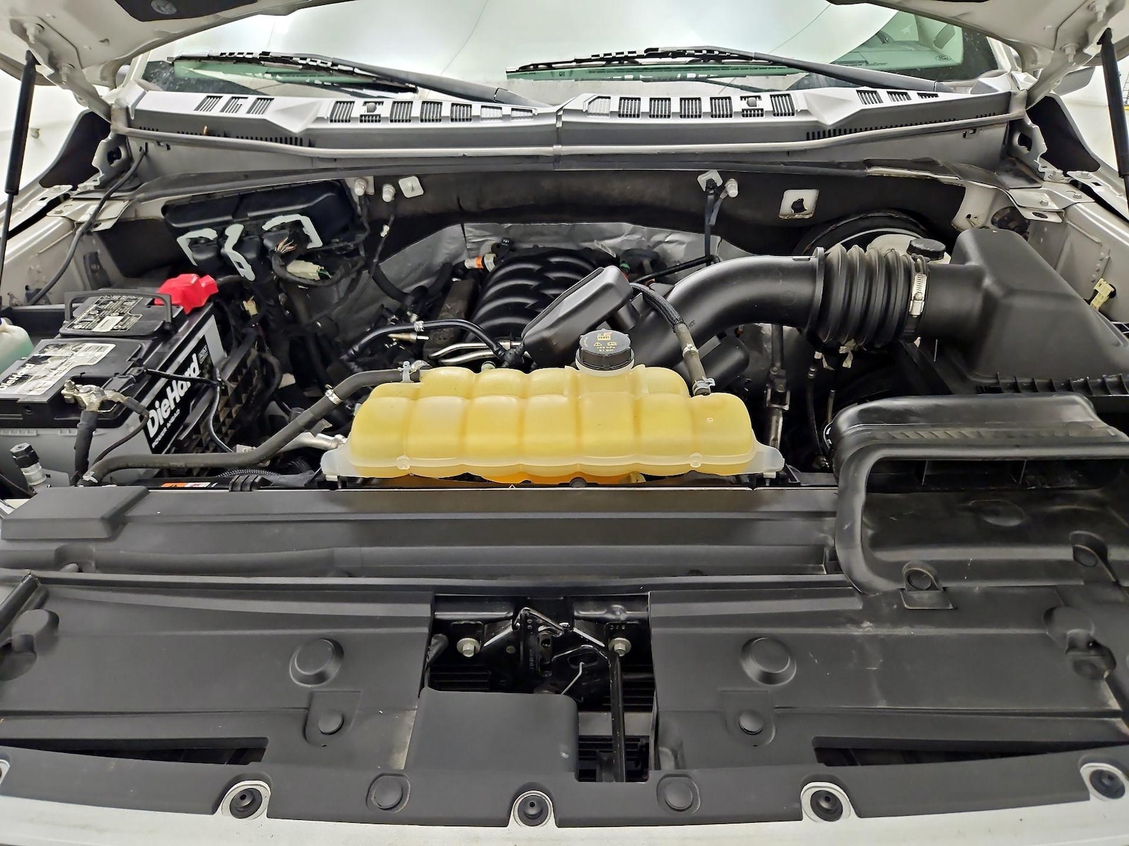 2020 Ford F-150 Lariat - Photo 23