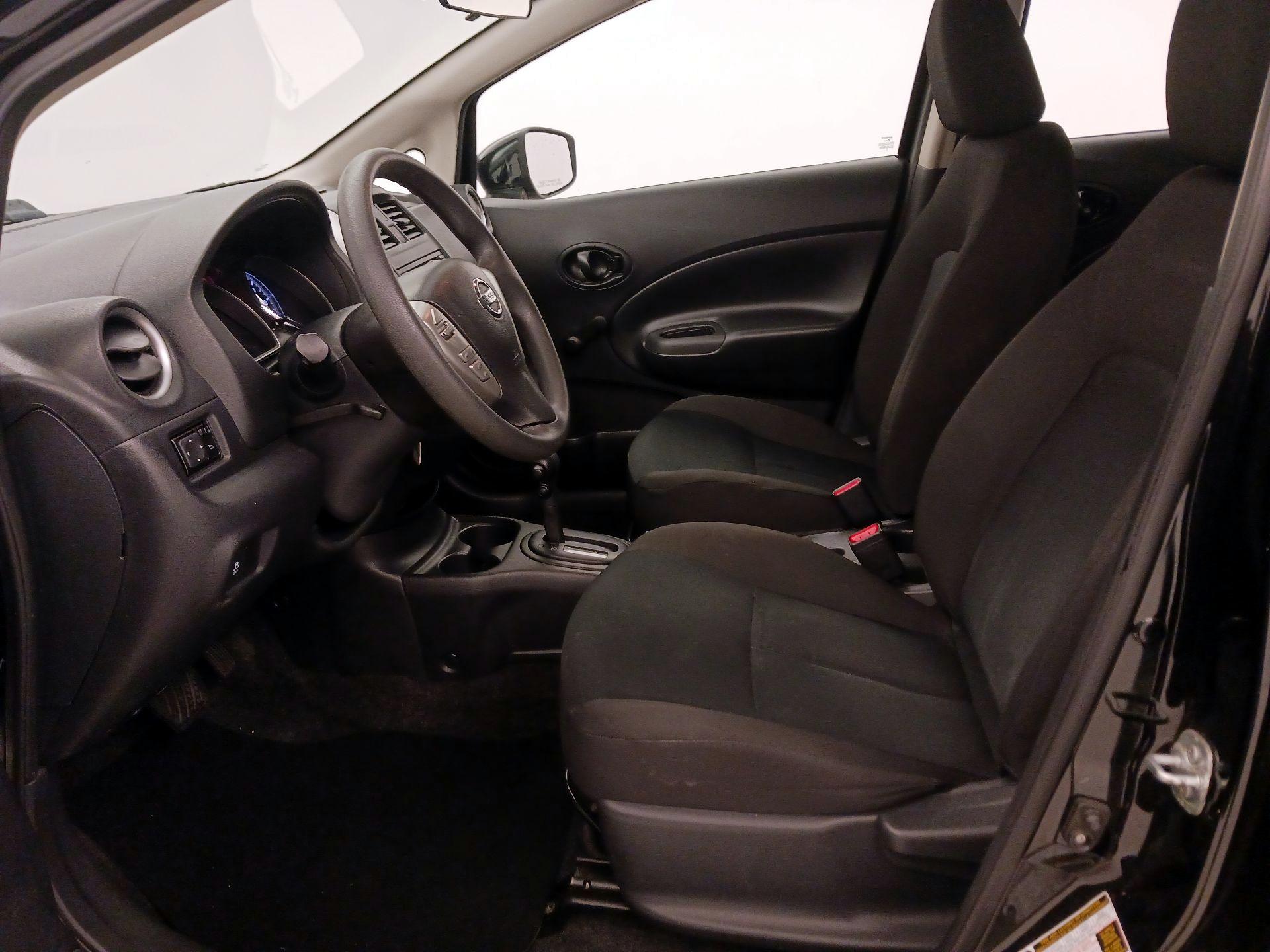 Thumbnail: 2016 Nissan Versa Note - 11