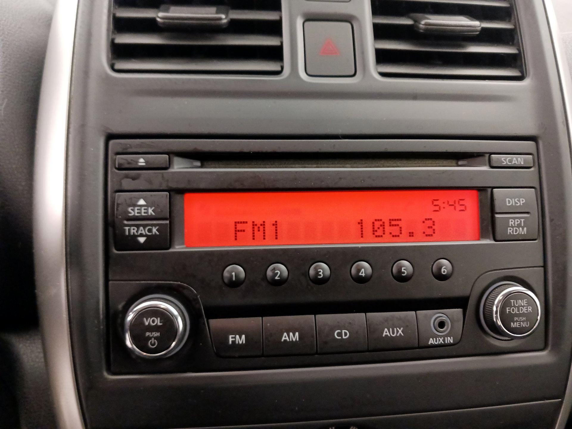 Thumbnail: 2016 Nissan Versa Note - 14