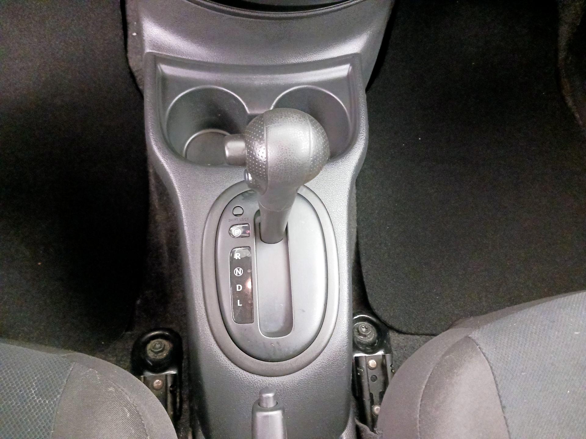Thumbnail: 2016 Nissan Versa Note - 16