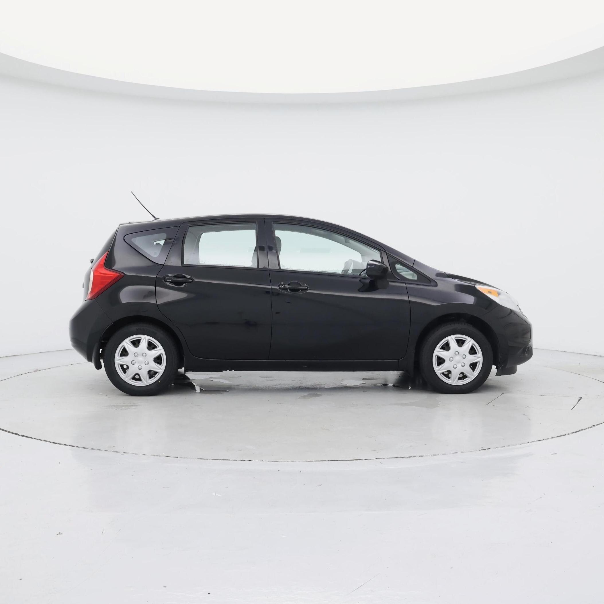 Thumbnail: 2016 Nissan Versa Note - 7
