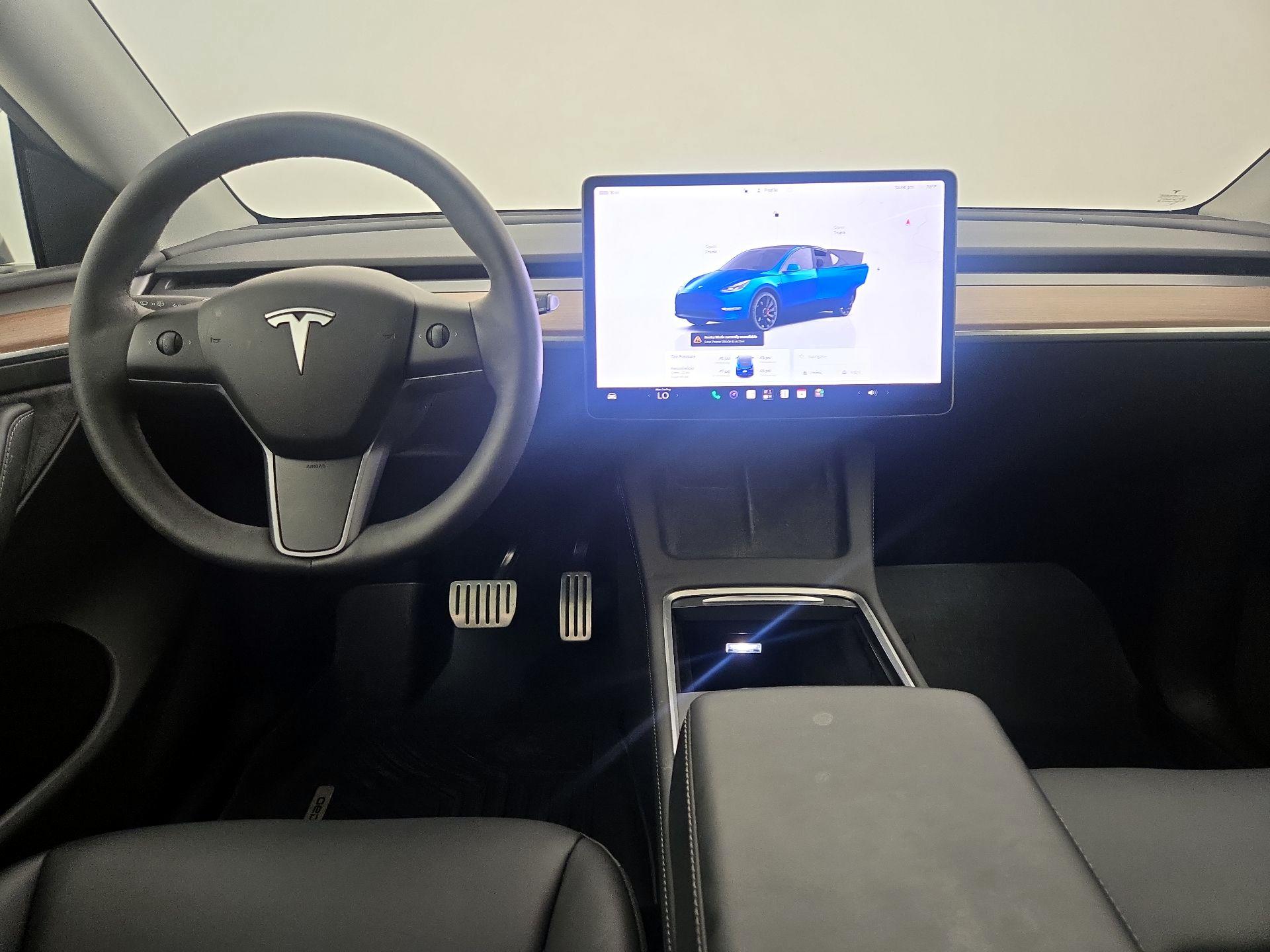 Thumbnail: 2023 Tesla Model Y - 9