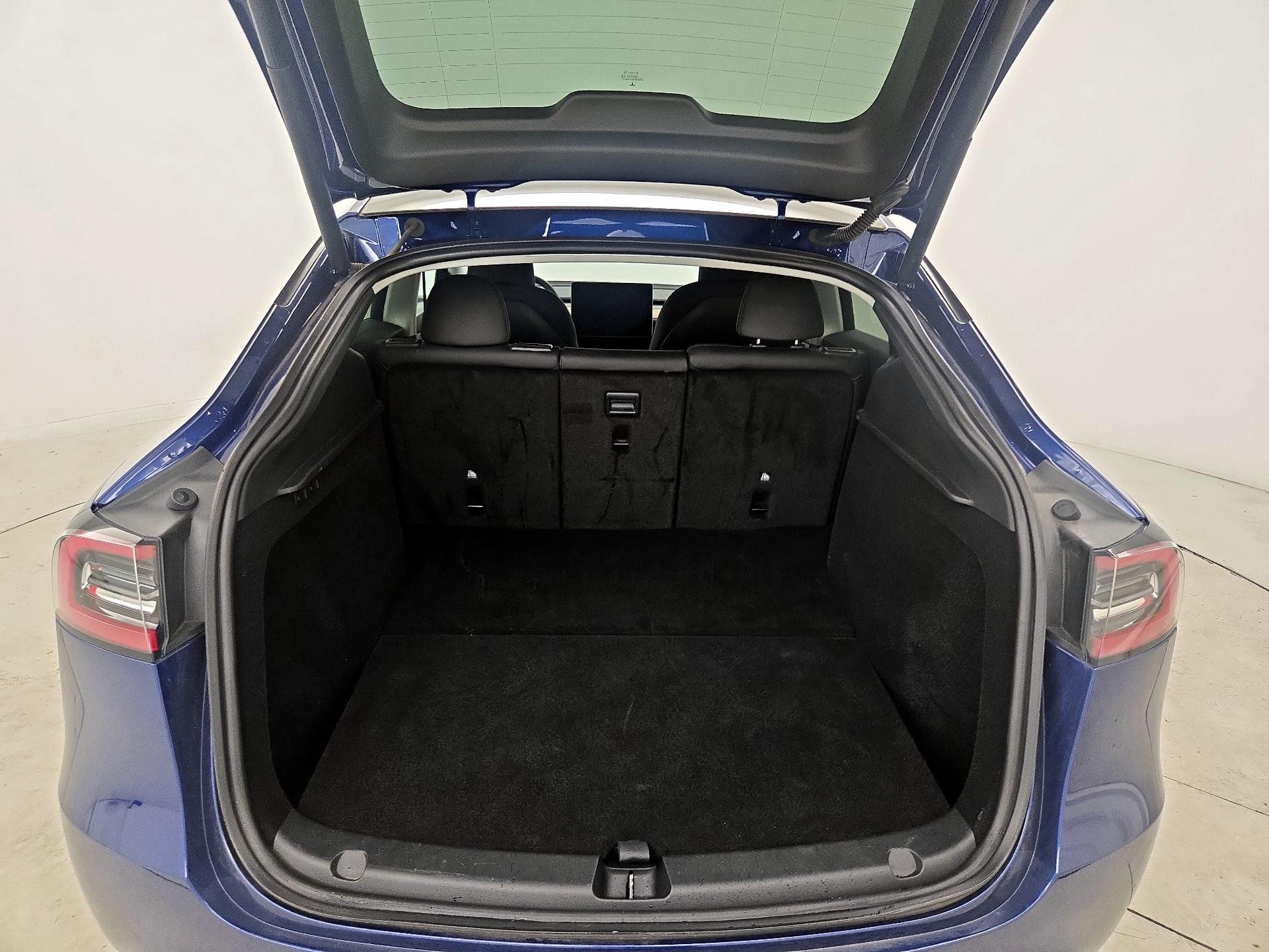 Thumbnail: 2023 Tesla Model Y - 20