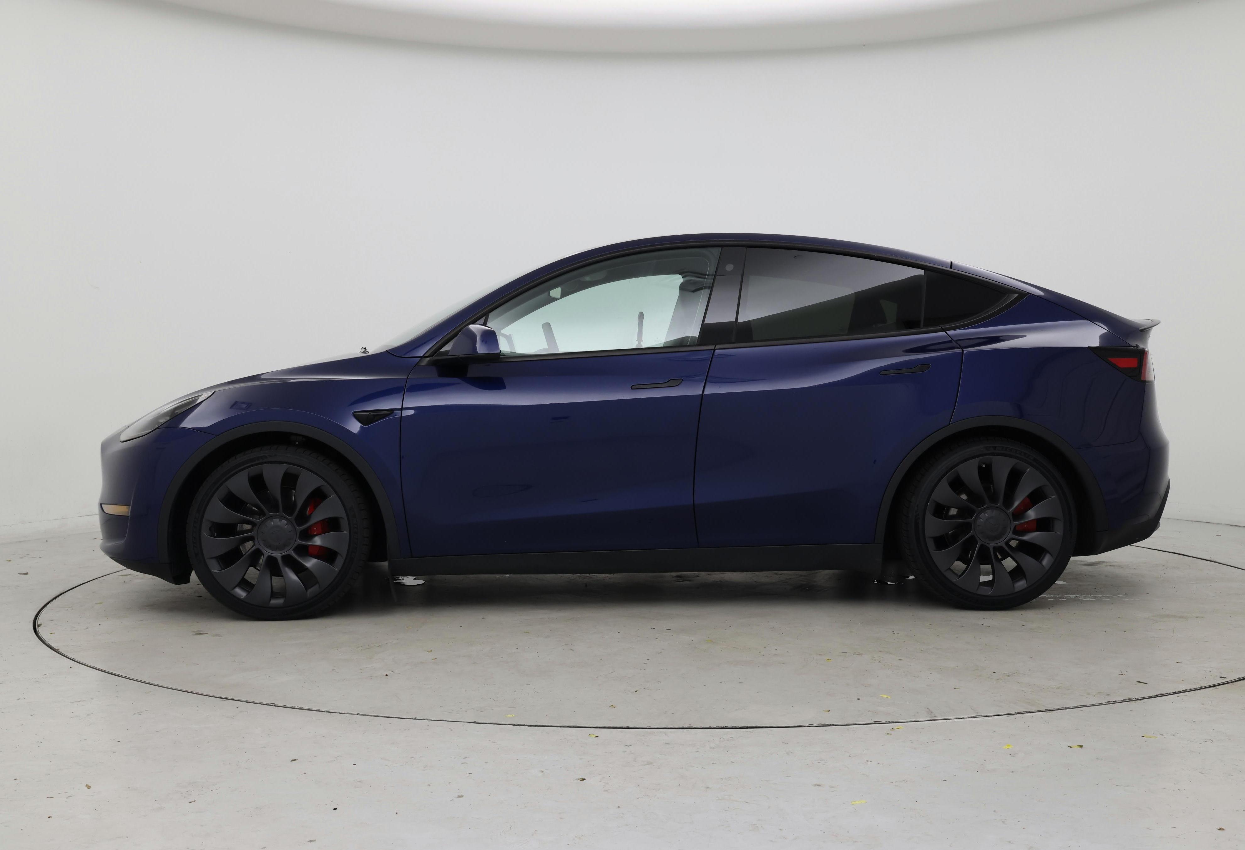 Thumbnail: 2023 Tesla Model Y - 3