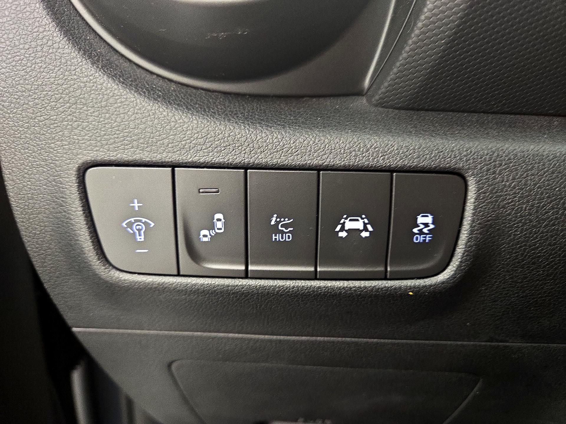 Thumbnail: 2018 Hyundai Kona - 13