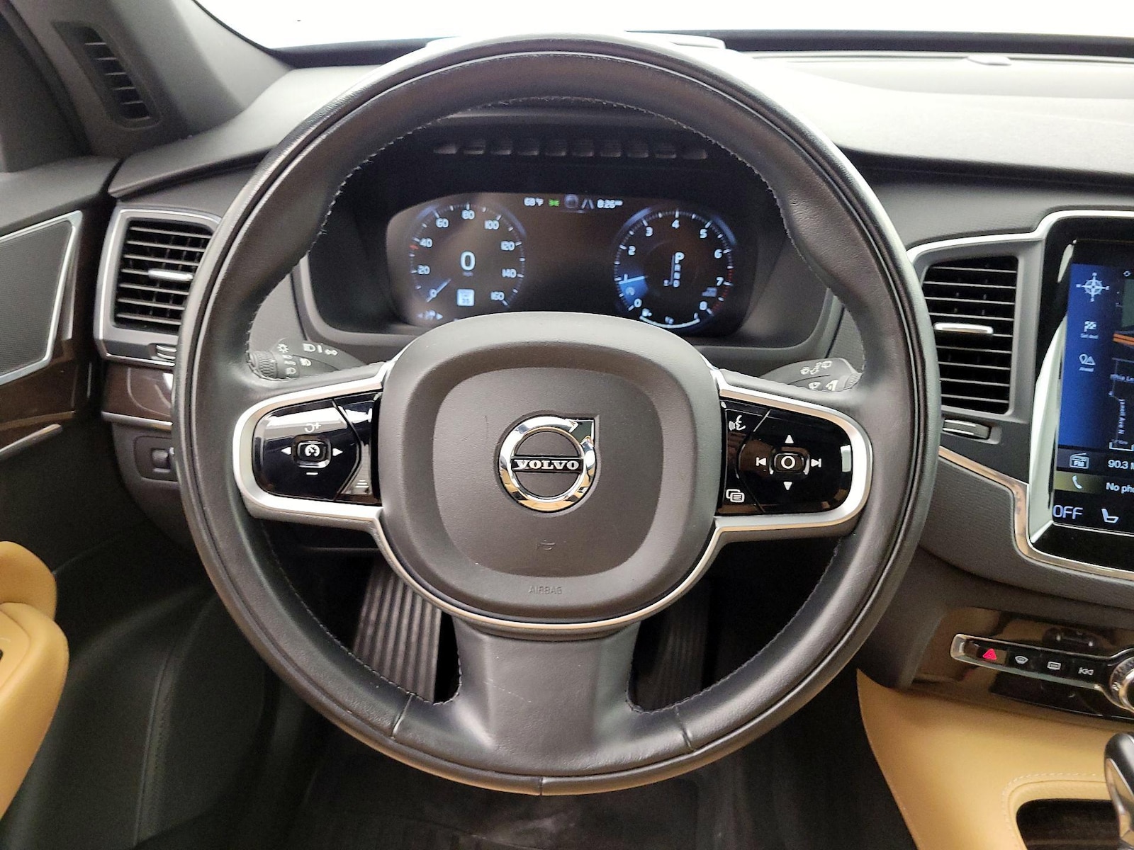 2019 Volvo XC90 Momentum - Photo 11