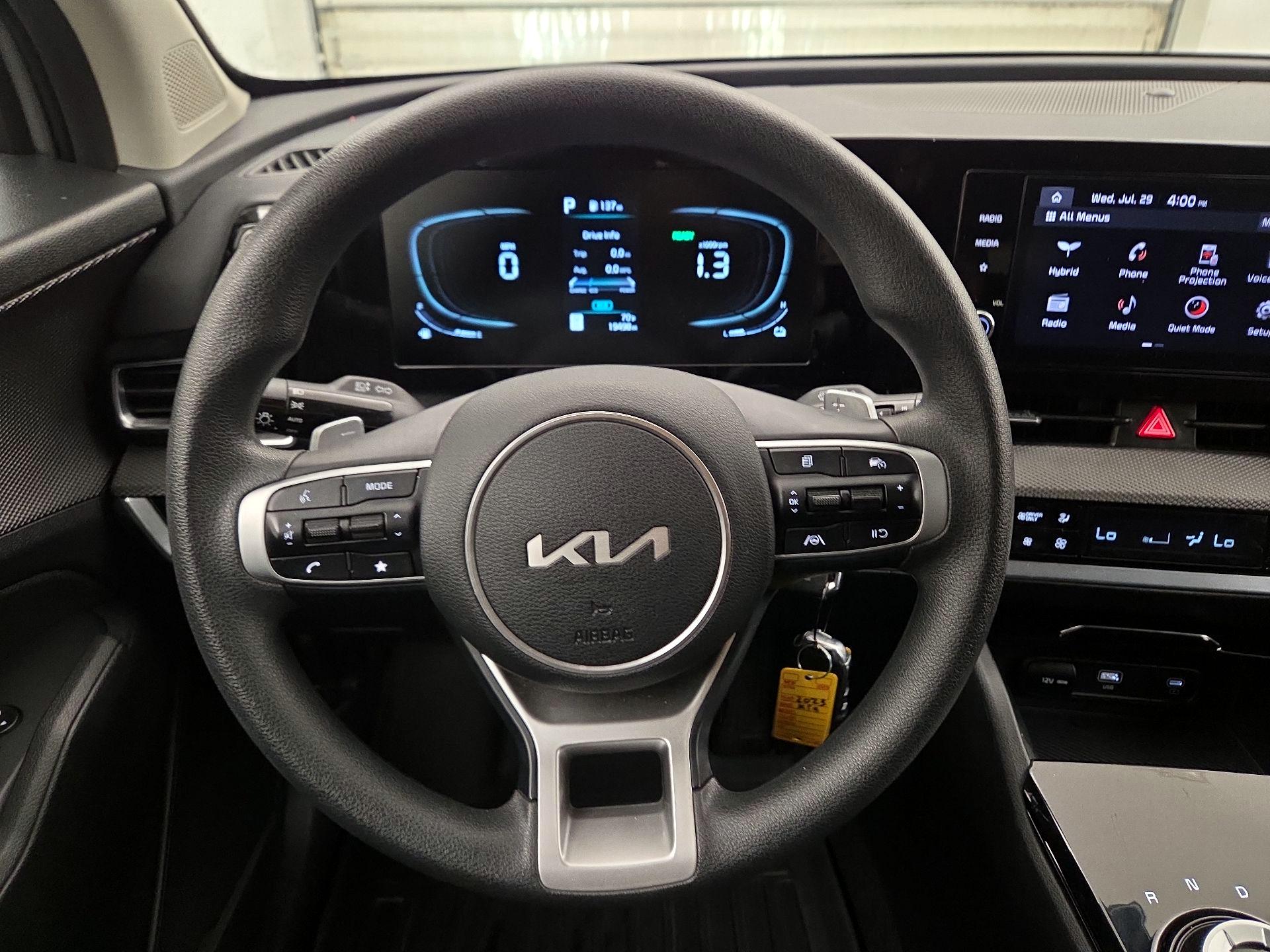 Thumbnail: 2023 Kia Sportage - 10