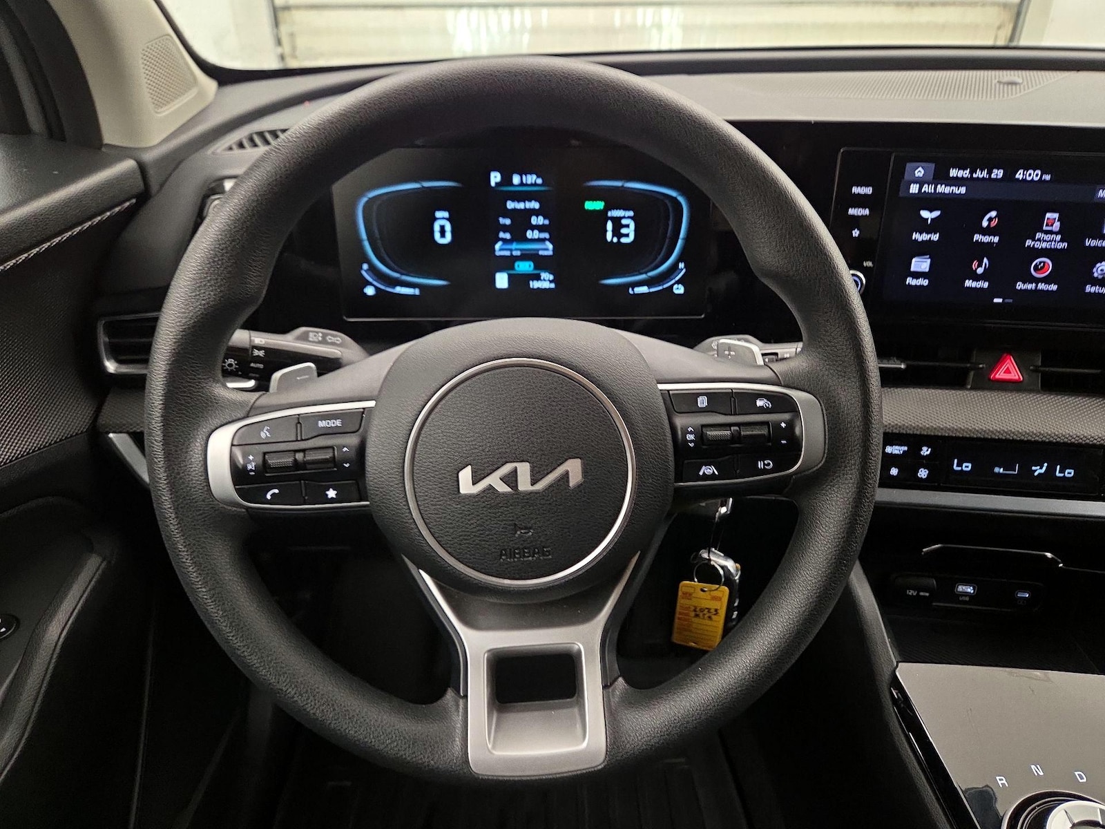 2023 Kia Sportage LX Hybrid - Photo 11