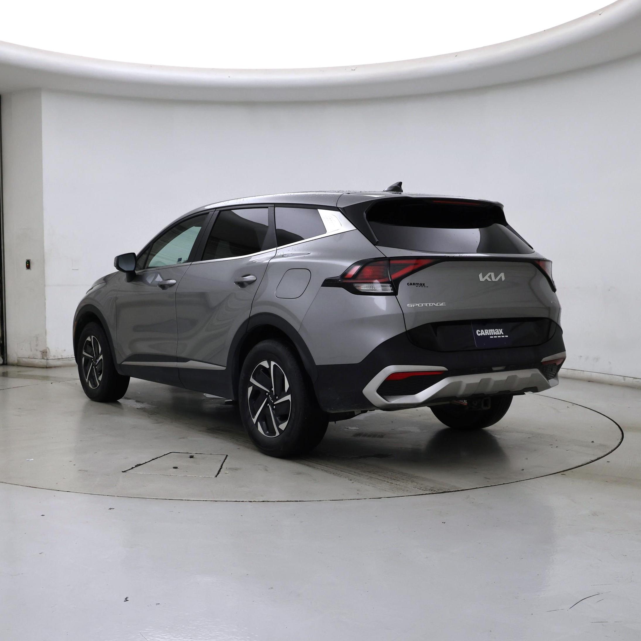 Thumbnail: 2023 Kia Sportage - 2