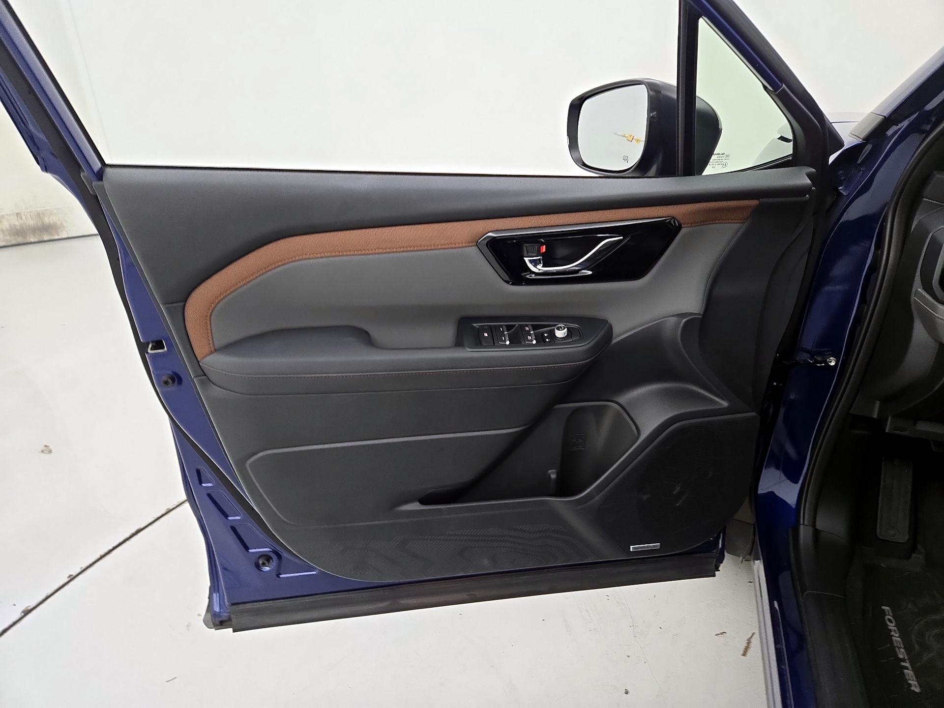 Thumbnail: 2025 Subaru Forester - 12
