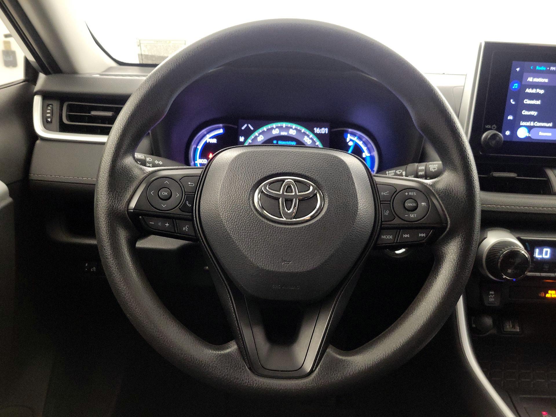 Thumbnail: 2024 Toyota RAV4 - 10