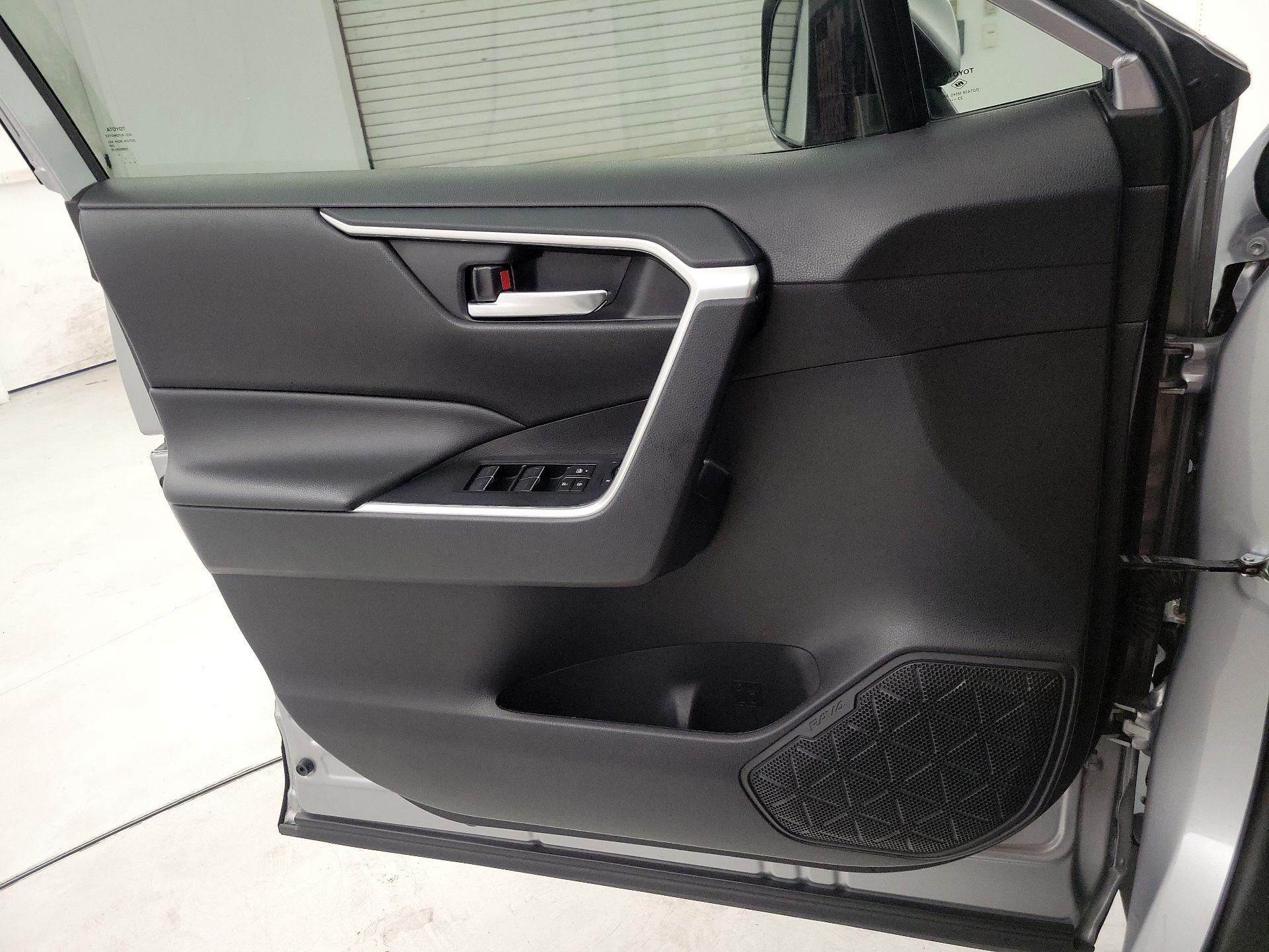 Thumbnail: 2024 Toyota RAV4 - 12