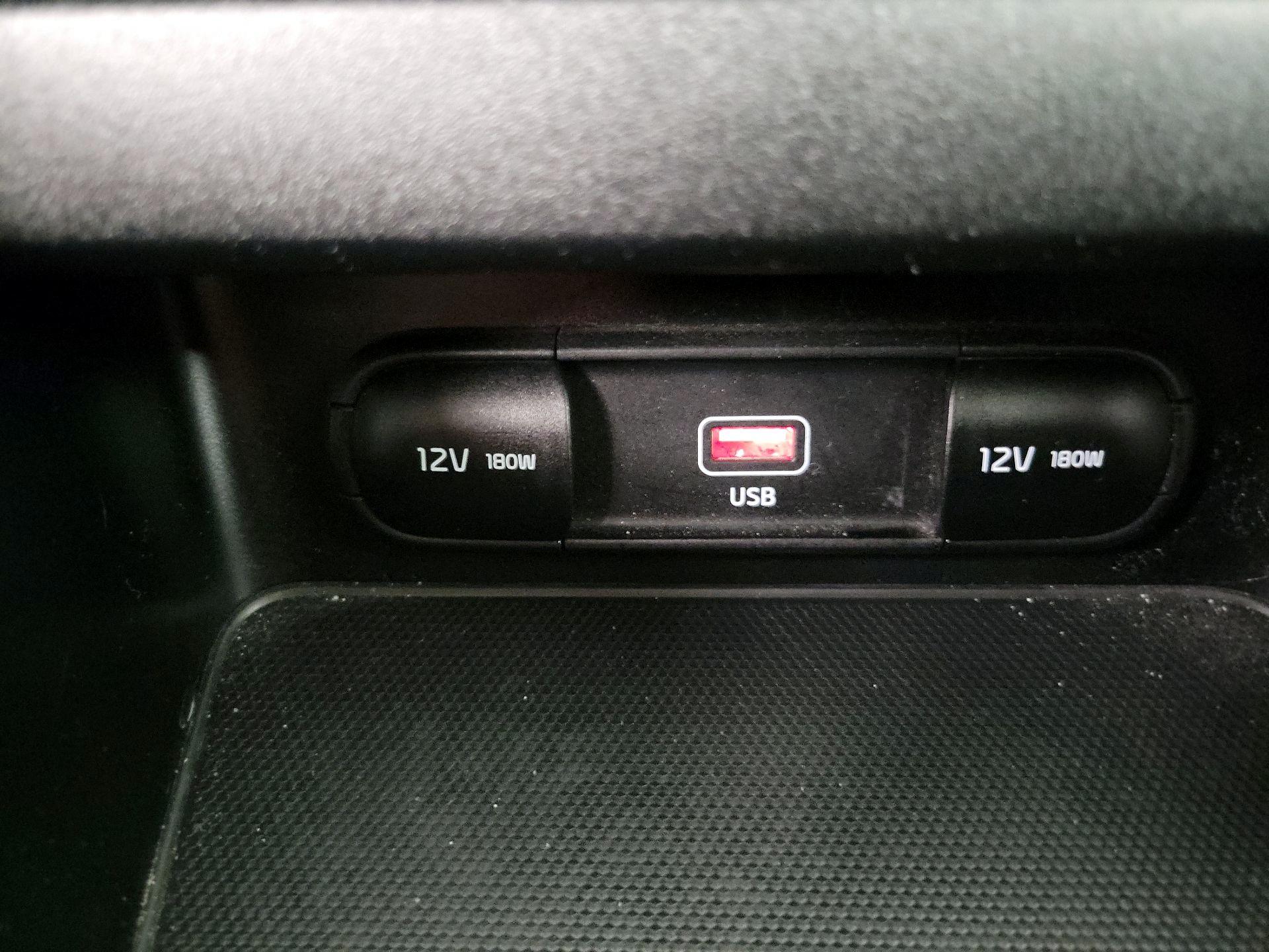 Thumbnail: 2023 Kia Forte - 16