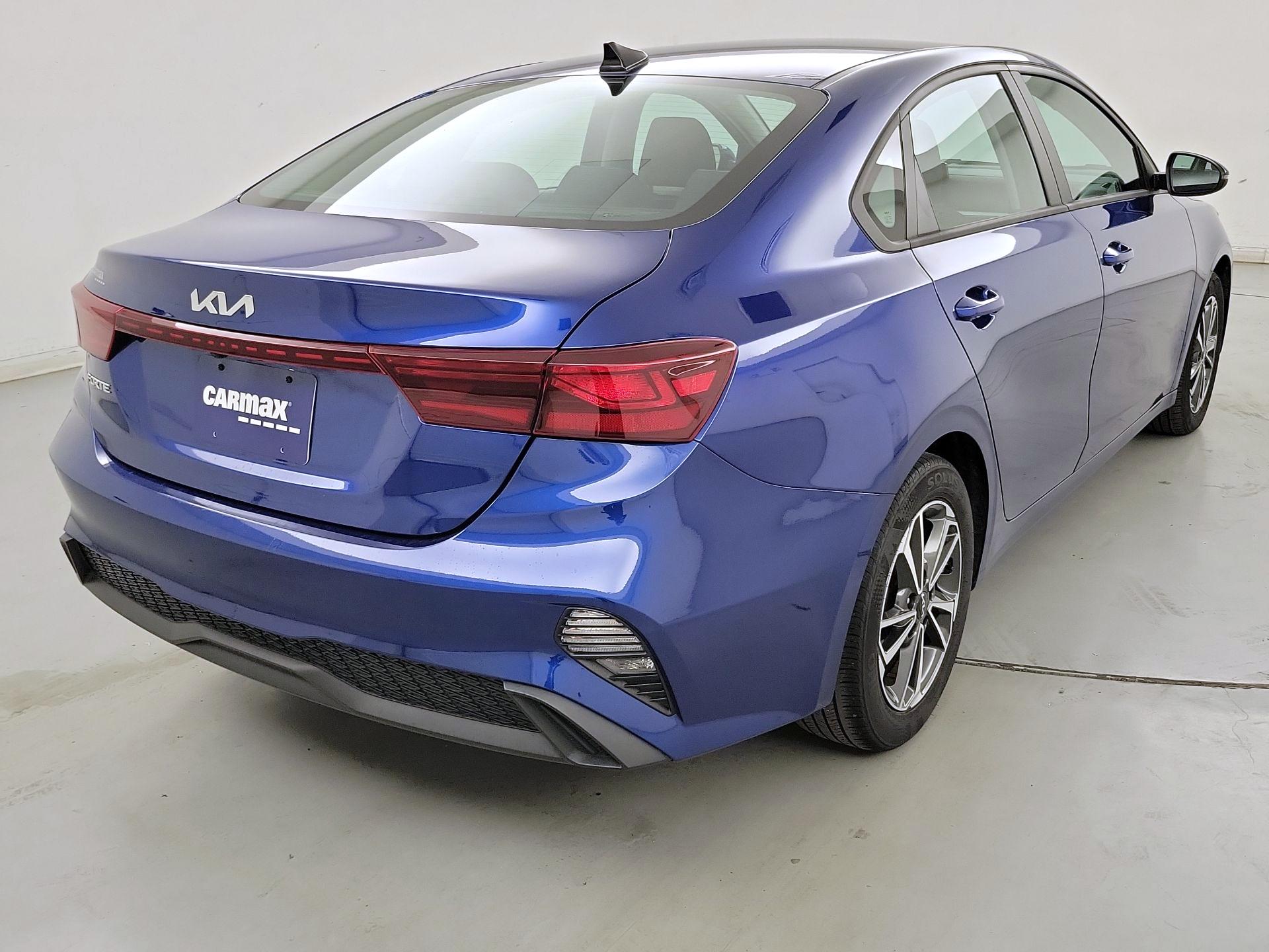 Thumbnail: 2023 Kia Forte - 5