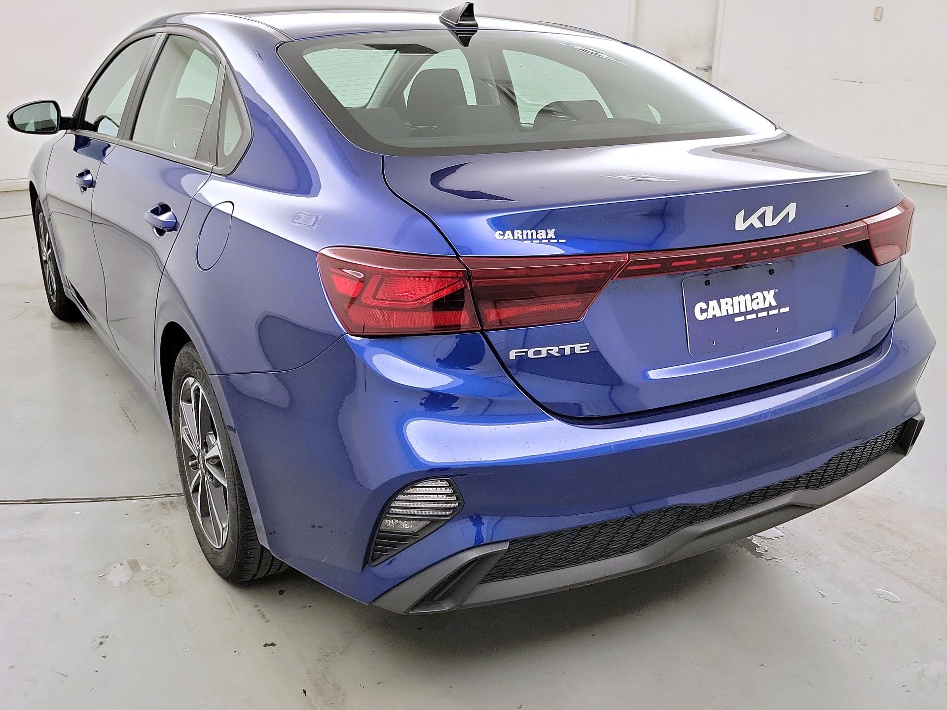 Thumbnail: 2023 Kia Forte - 7