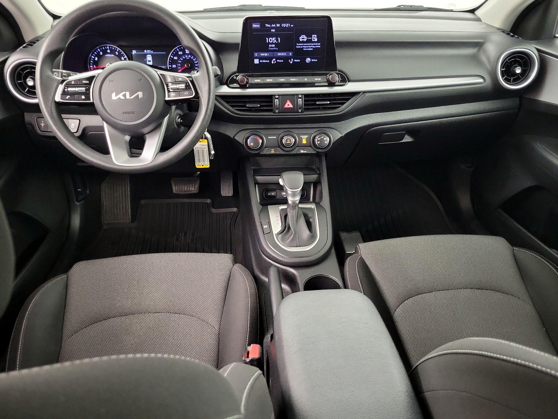 Thumbnail: 2023 Kia Forte - 8