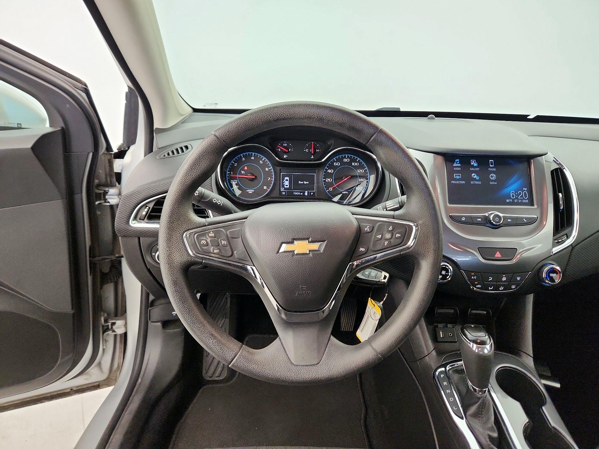 Thumbnail: 2016 Chevrolet Cruze - 10