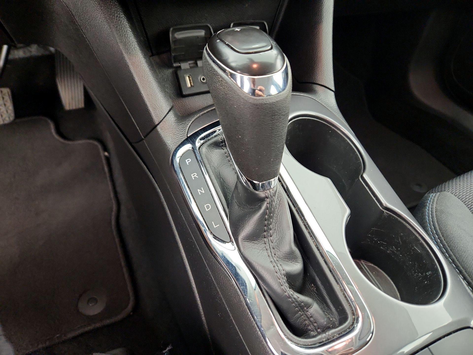 Thumbnail: 2016 Chevrolet Cruze - 16