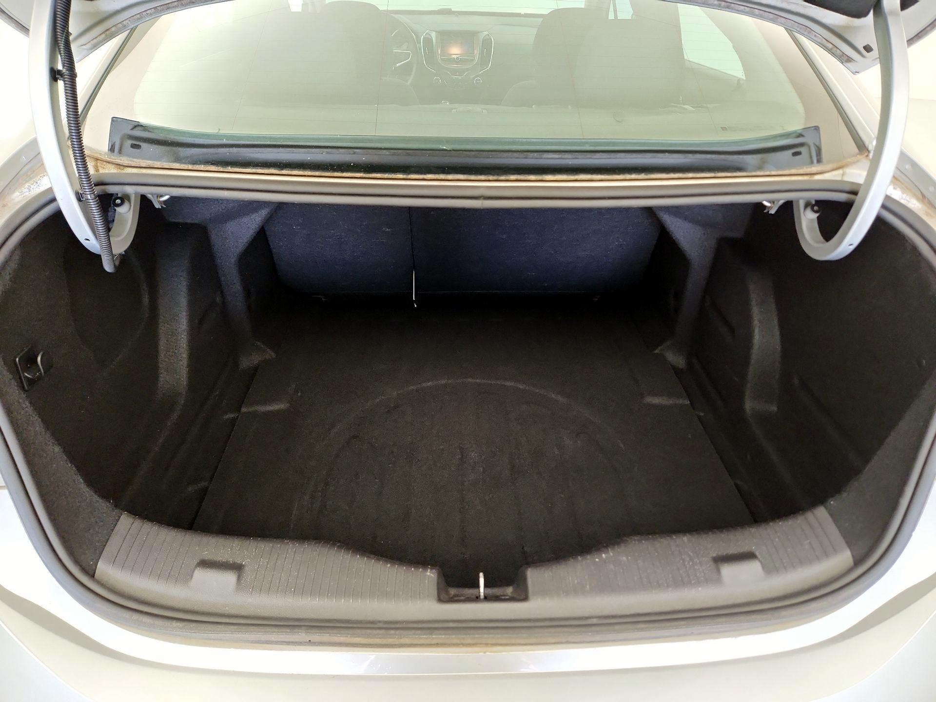 Thumbnail: 2016 Chevrolet Cruze - 19