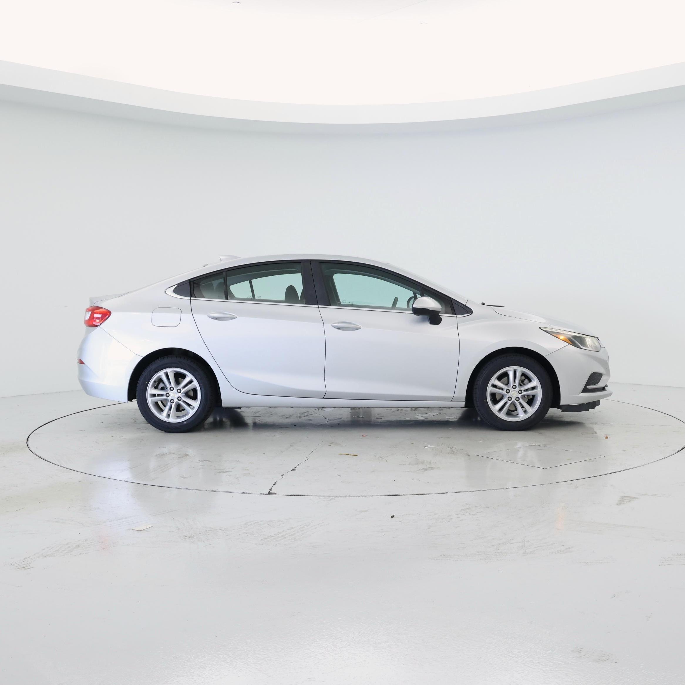Thumbnail: 2016 Chevrolet Cruze - 7
