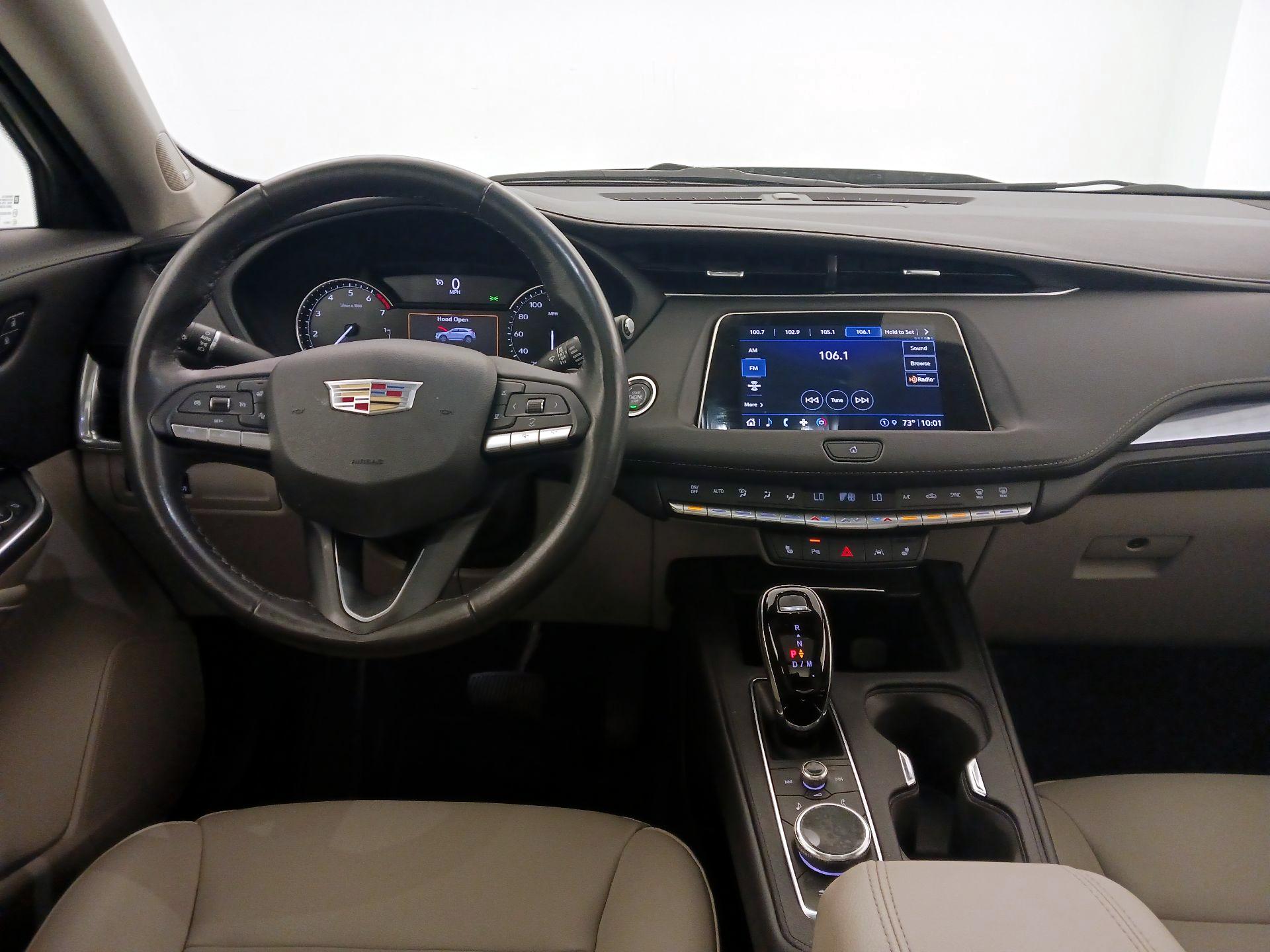 Thumbnail: 2023 Cadillac XT4 - 10