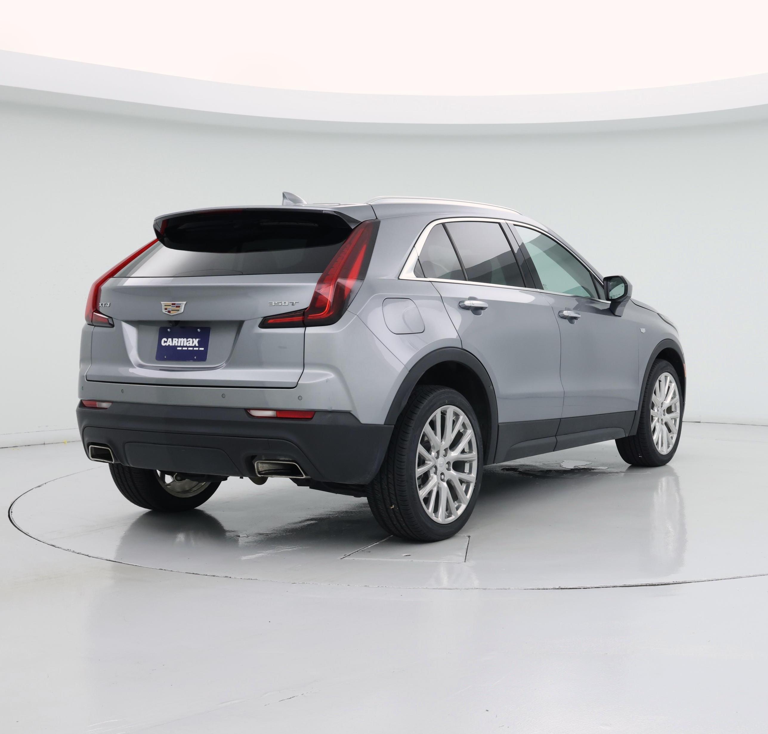Thumbnail: 2023 Cadillac XT4 - 8