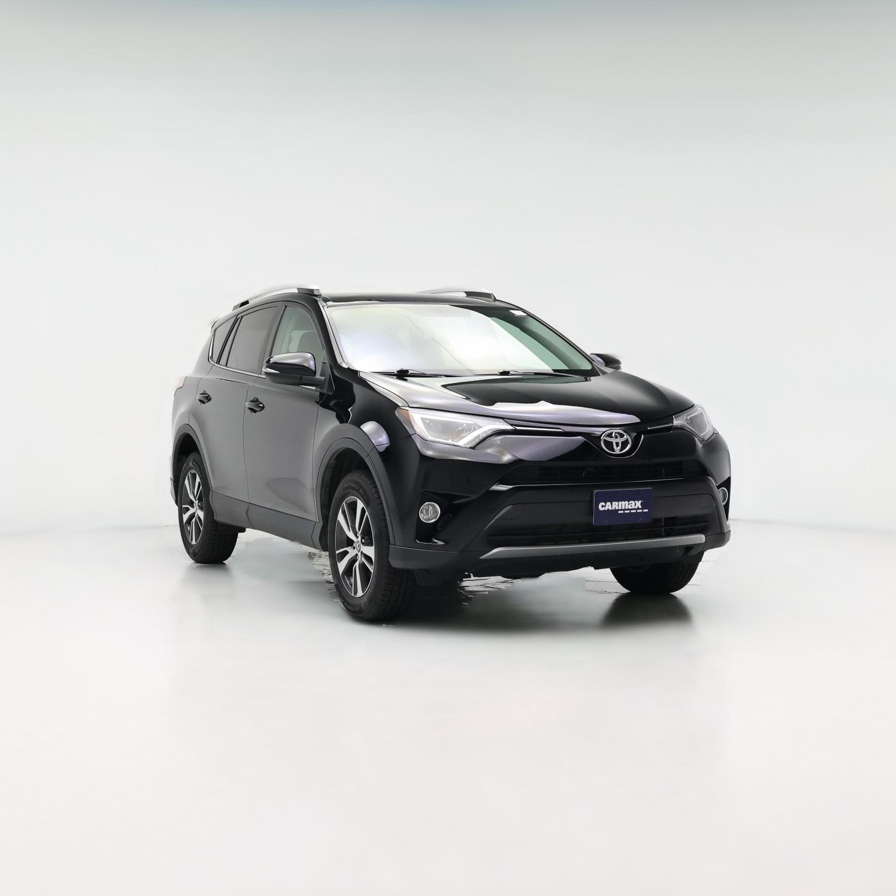 Thumbnail: 2016 Toyota RAV4 - 1
