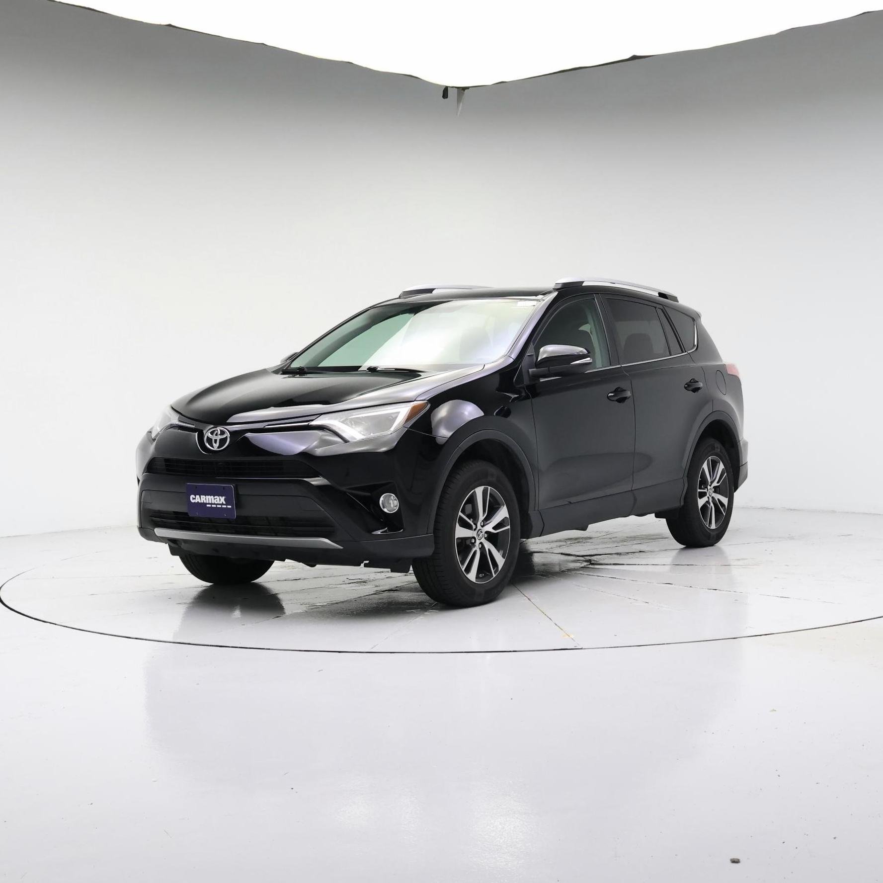 Thumbnail: 2016 Toyota RAV4 - 4