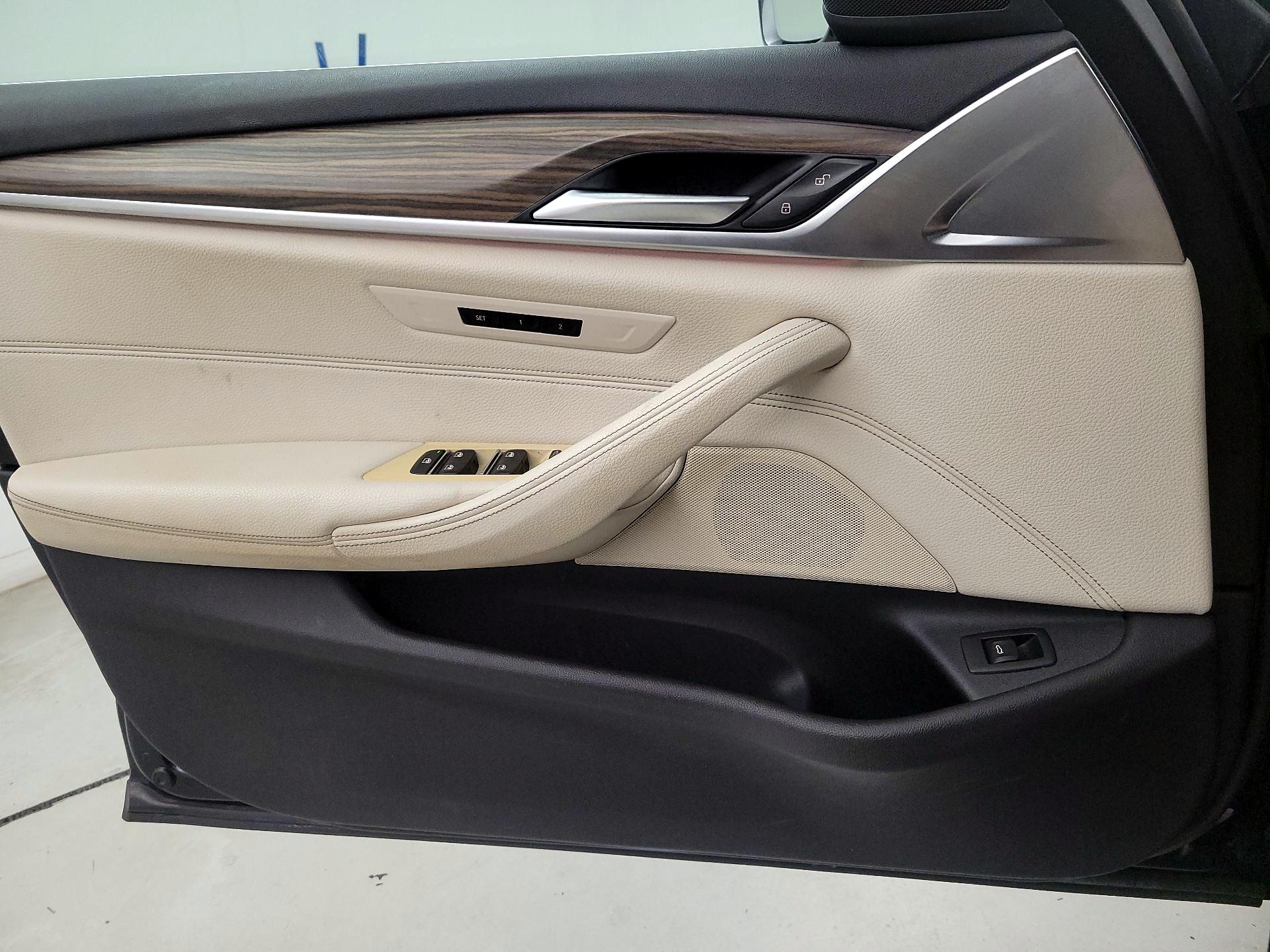 Thumbnail: 2019 BMW 5 Series - 12