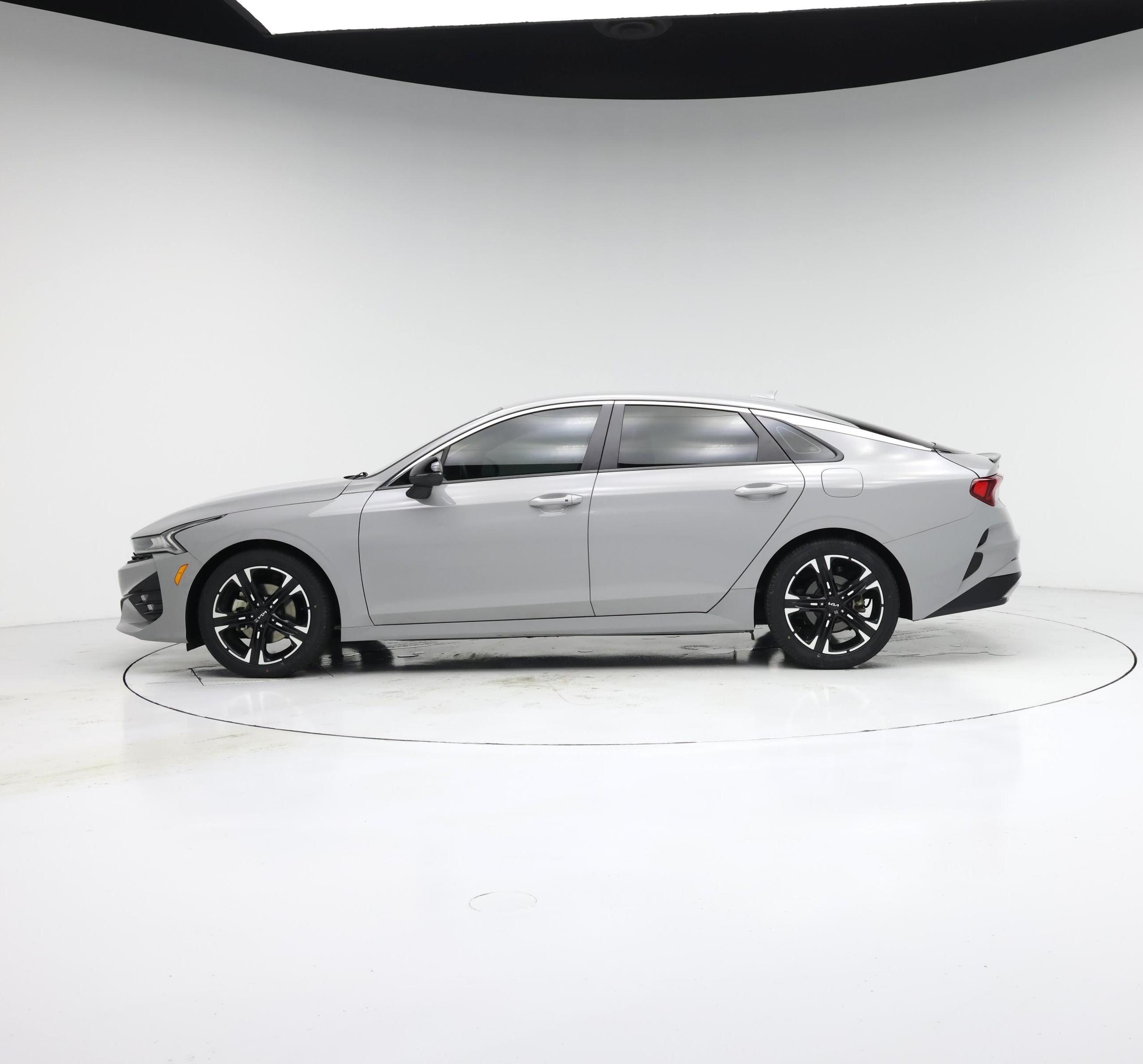 Thumbnail: 2022 Kia K5 - 3