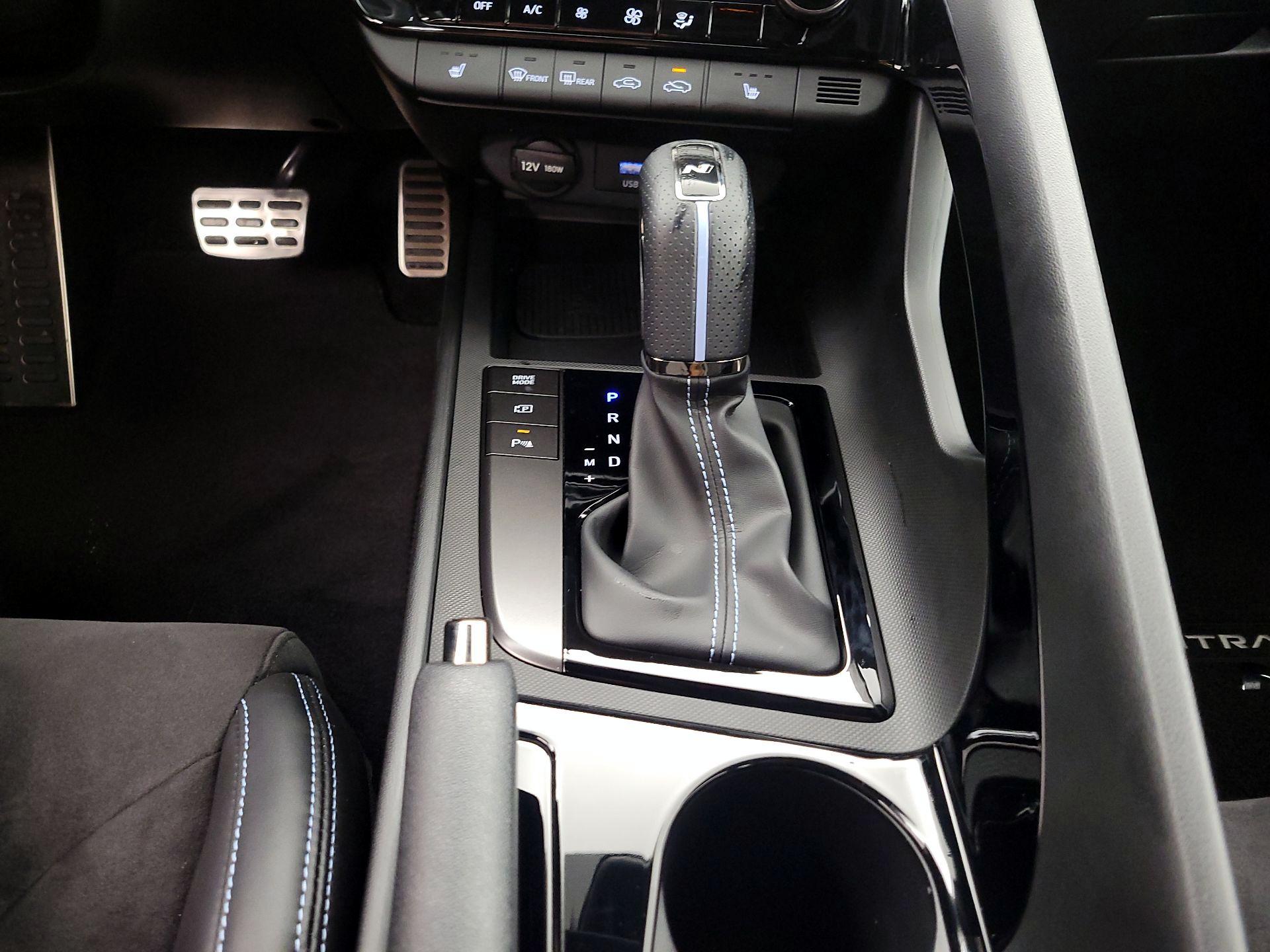Thumbnail: 2025 Hyundai Elantra - 18