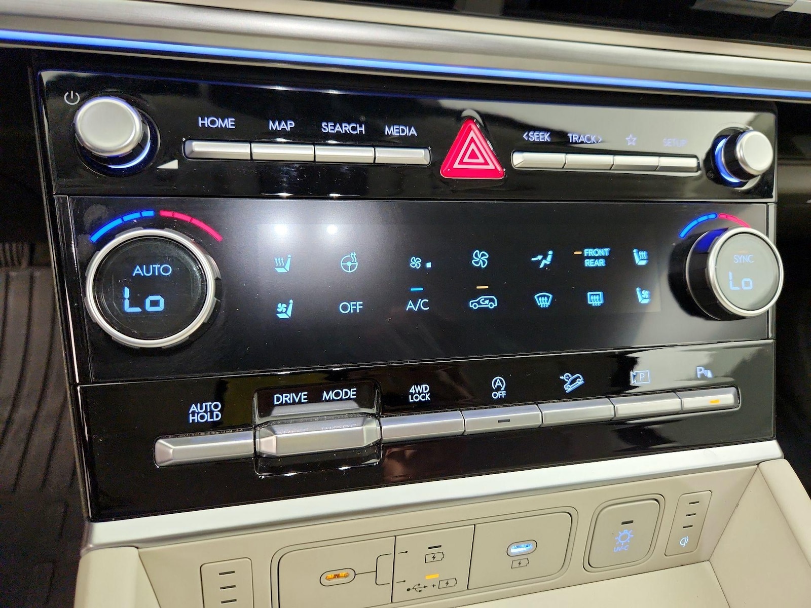 2025 Hyundai Santa Fe Calligraphy - Photo 18