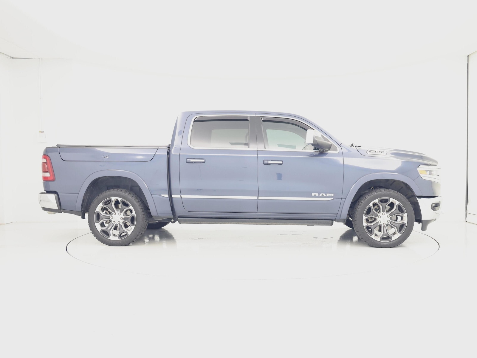 2022 RAM Ram 1500 Pickup Limited - Photo 8