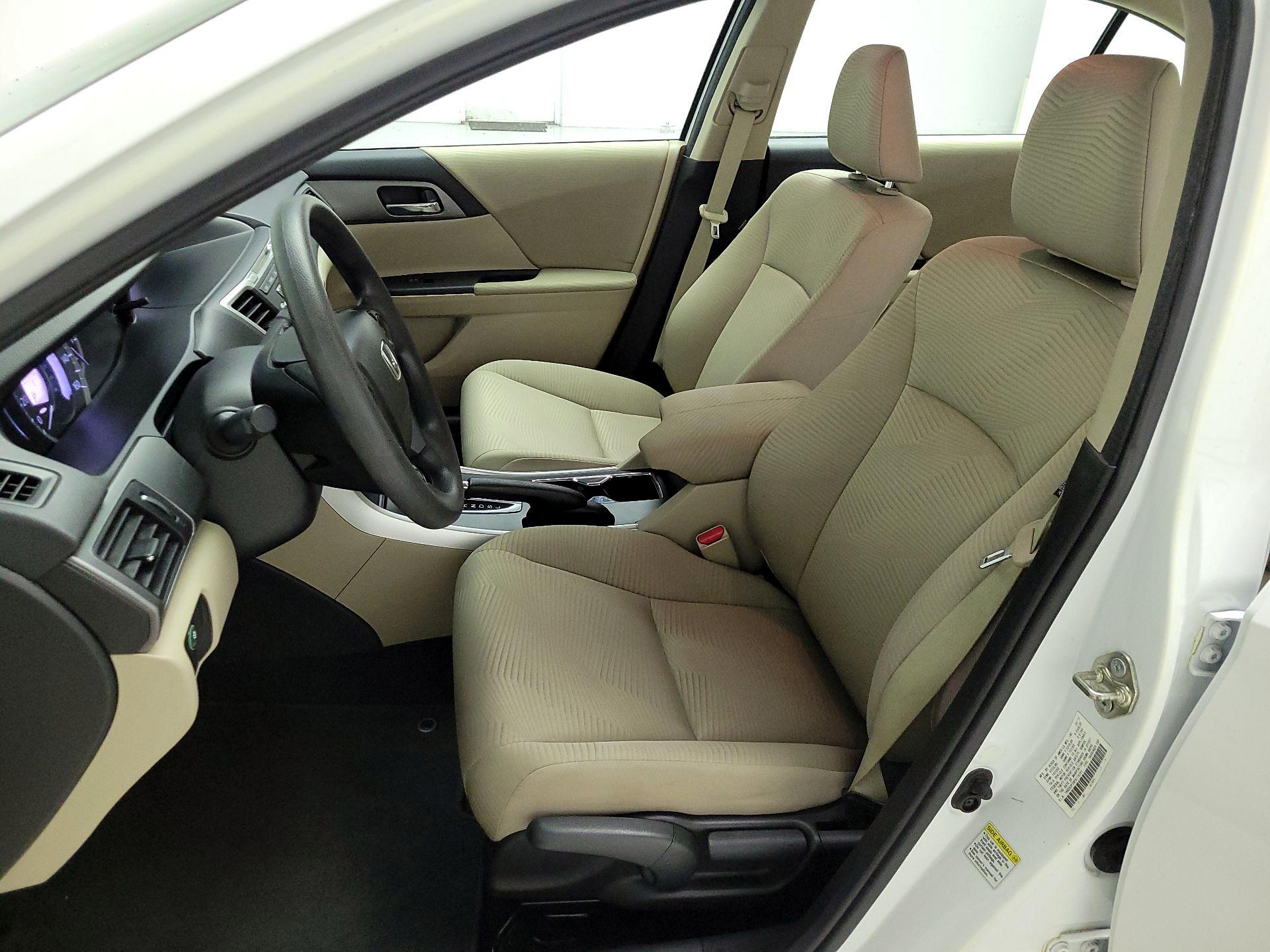 Thumbnail: 2015 Honda Accord - 11