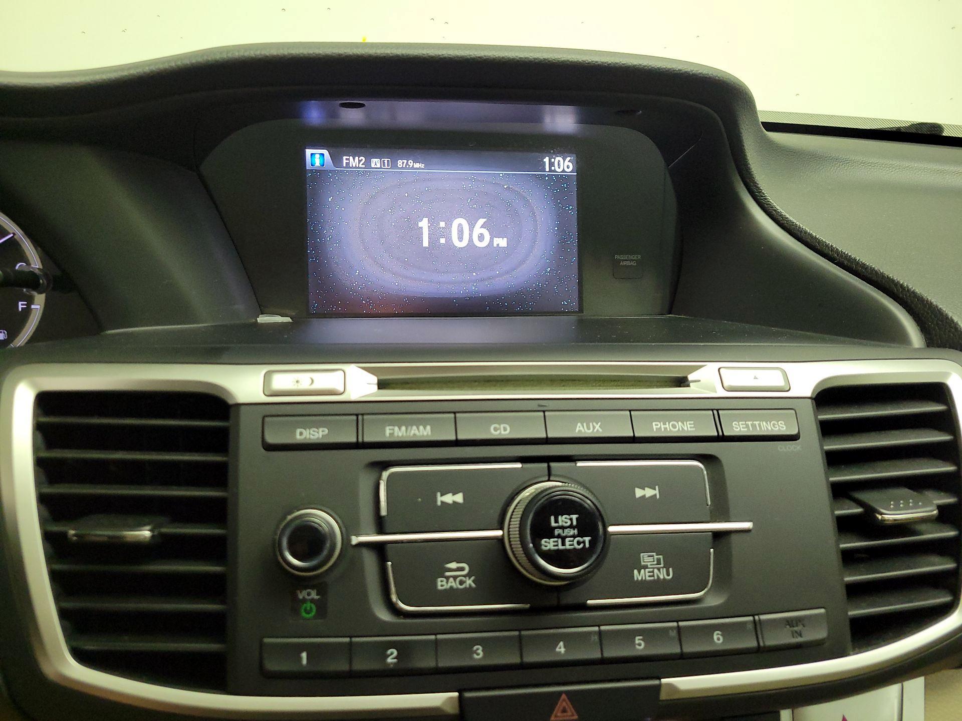 Thumbnail: 2015 Honda Accord - 15