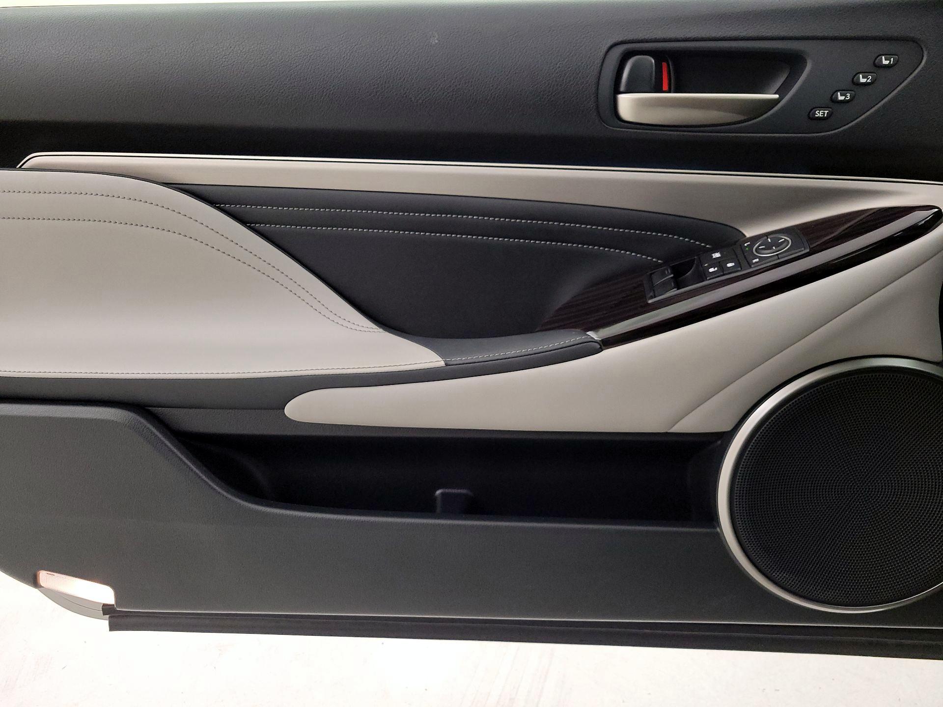 Thumbnail: 2015 Lexus RC - 12