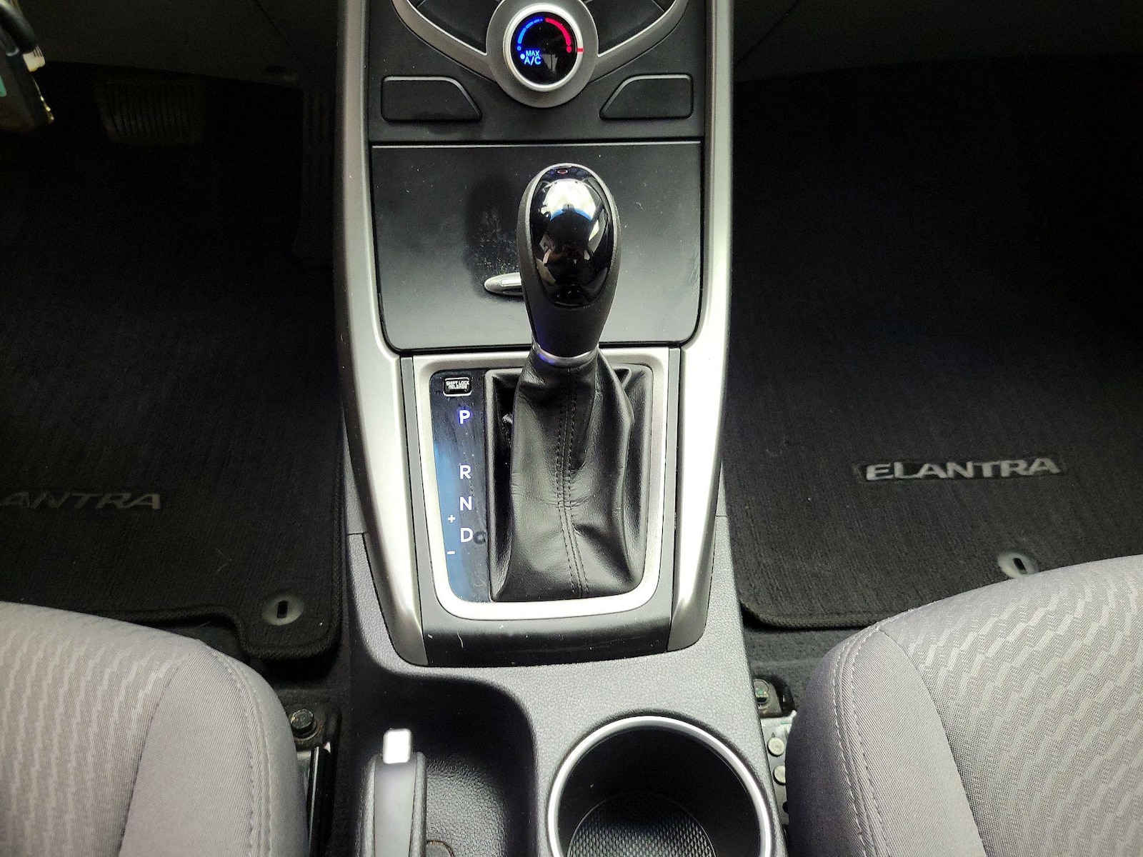 2016 Hyundai Elantra Value Edition - Photo 16